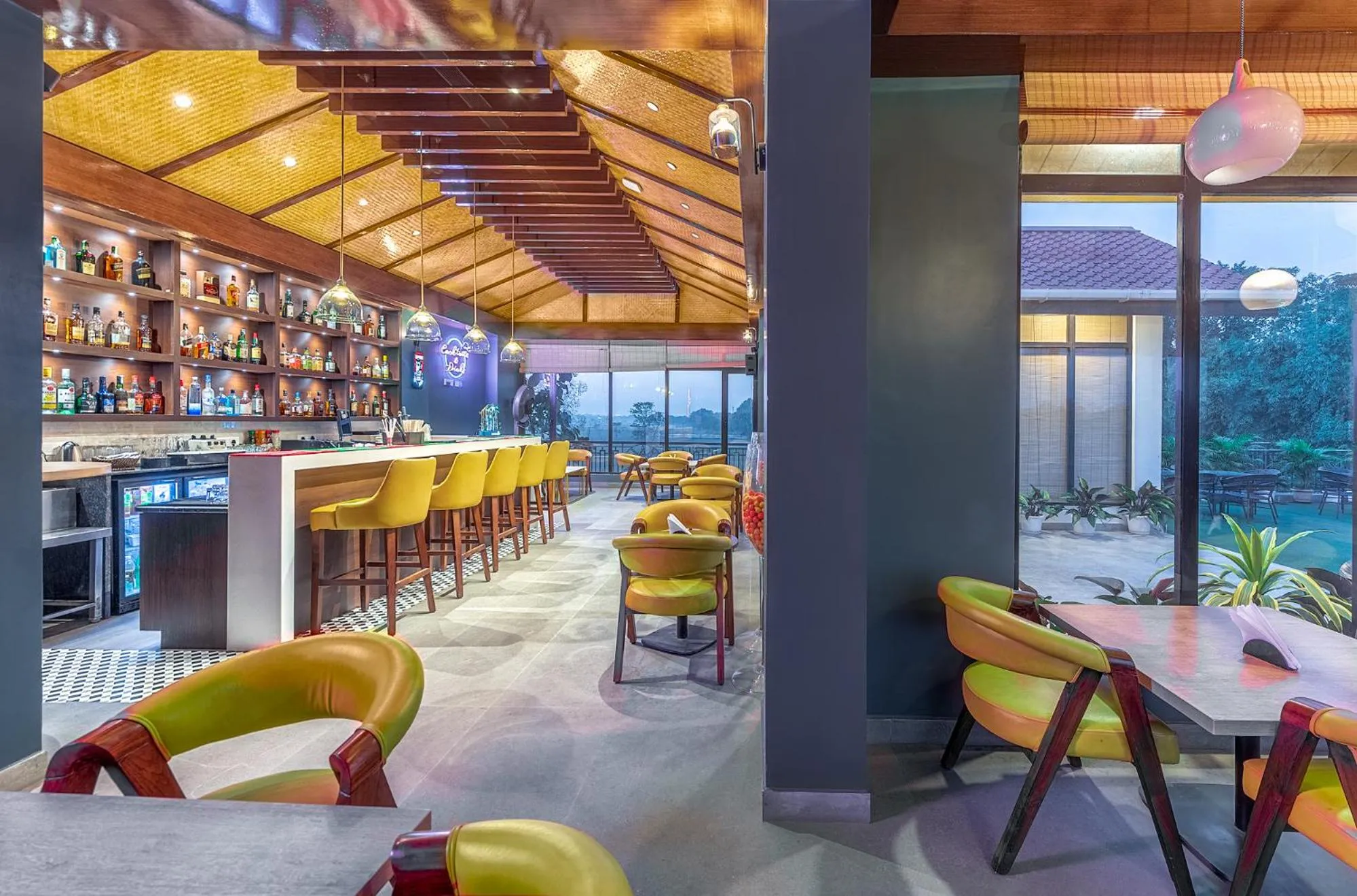 Lounge or bar in Mystique Mayong Resort