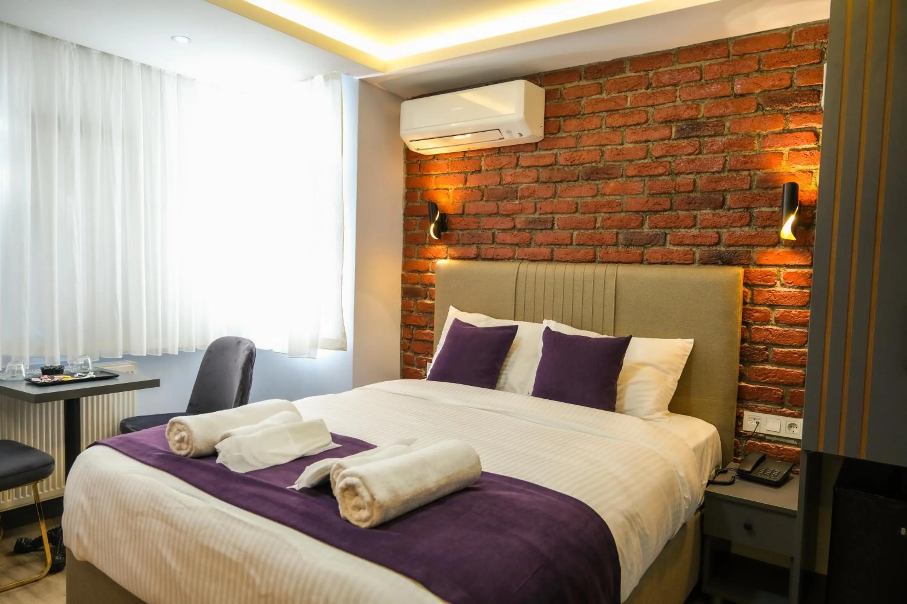 Bed in Yellow Mansion