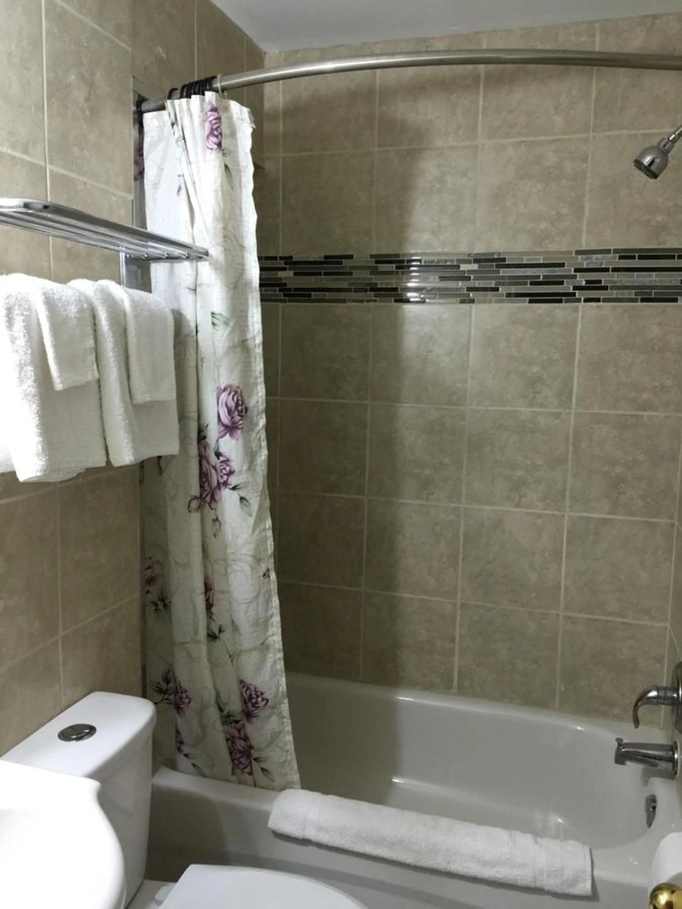 Property building in Mayflower Motel