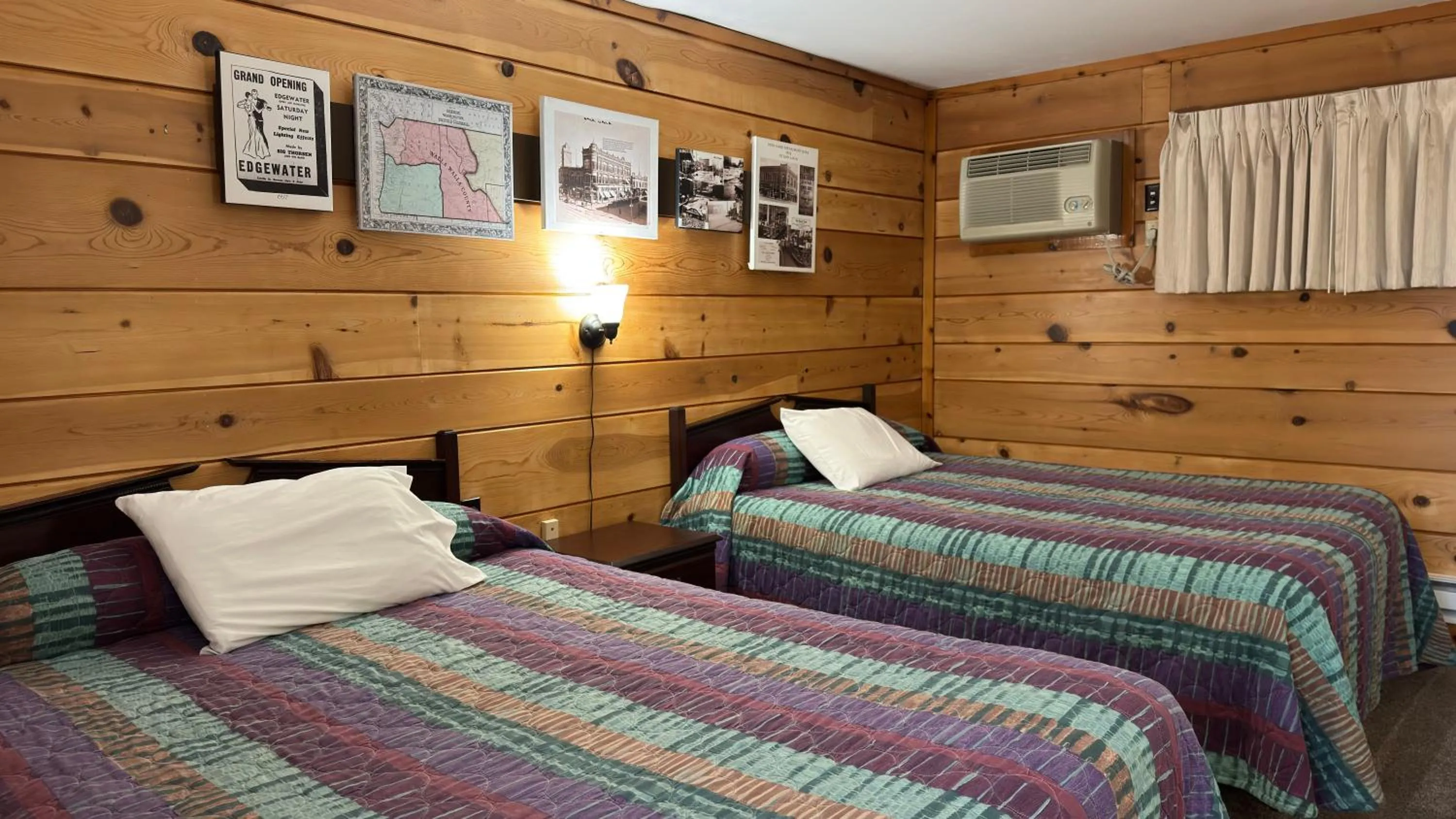 Bed in Walla Walla Garden Motel