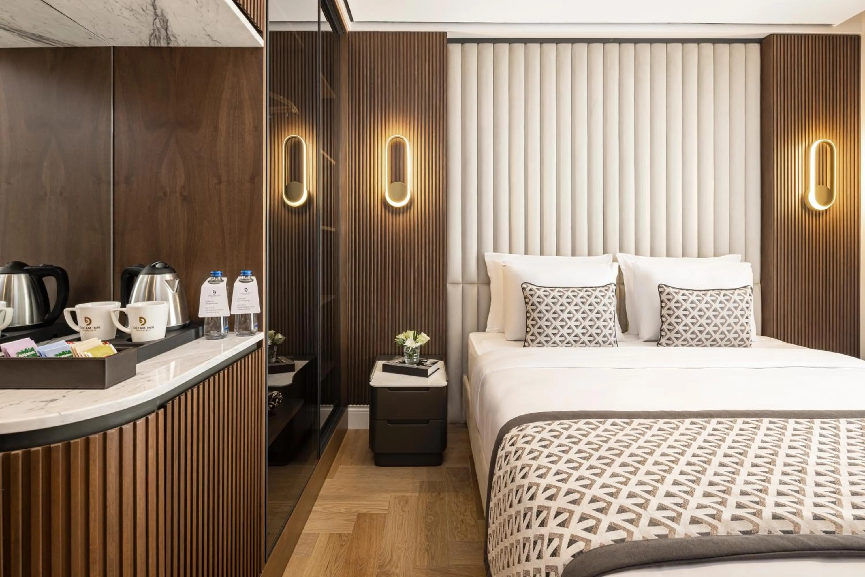 Bedroom, Bed in Dream Inn Karaköy Bosphorus