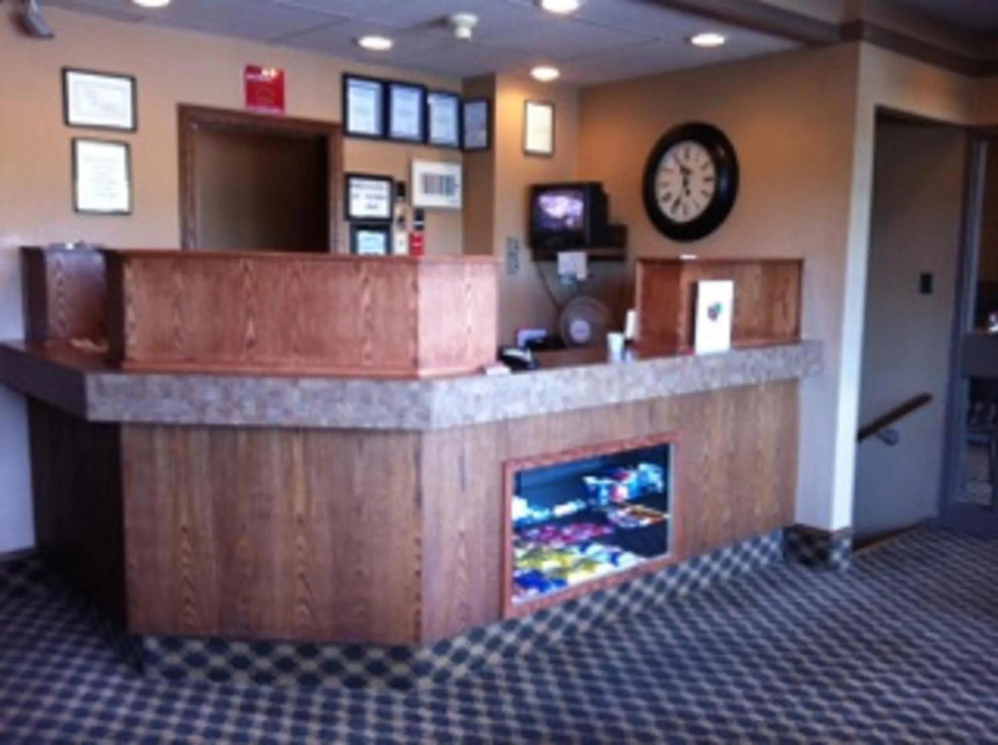 Facade/entrance in Curtis Gordon Motor Hotel