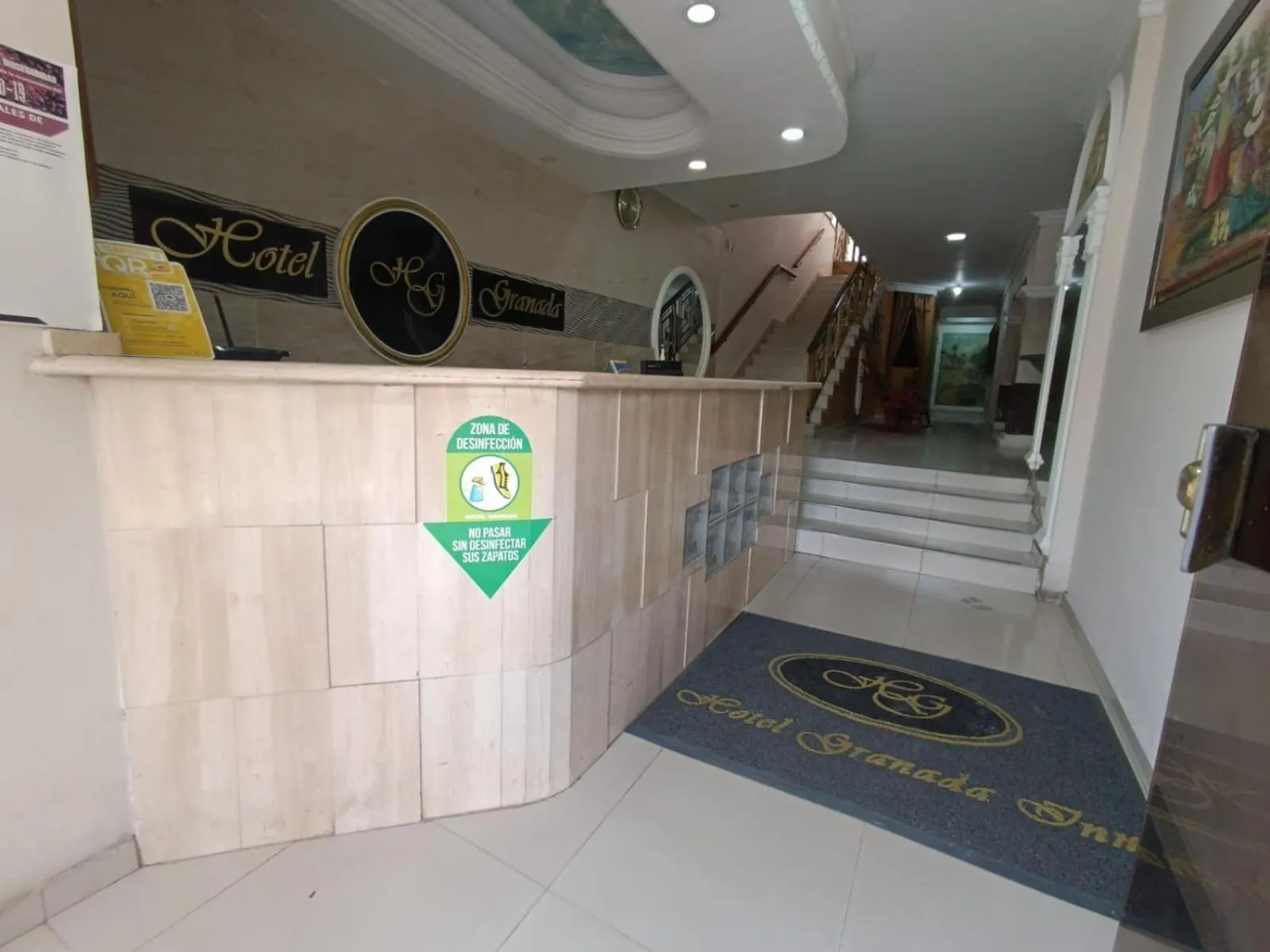 Property building in Hotel Granada Inn