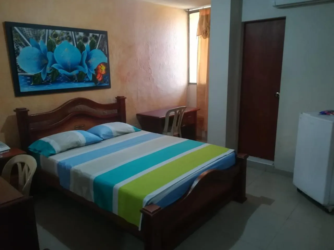 Bedroom, Bed in Hotel Granada Inn