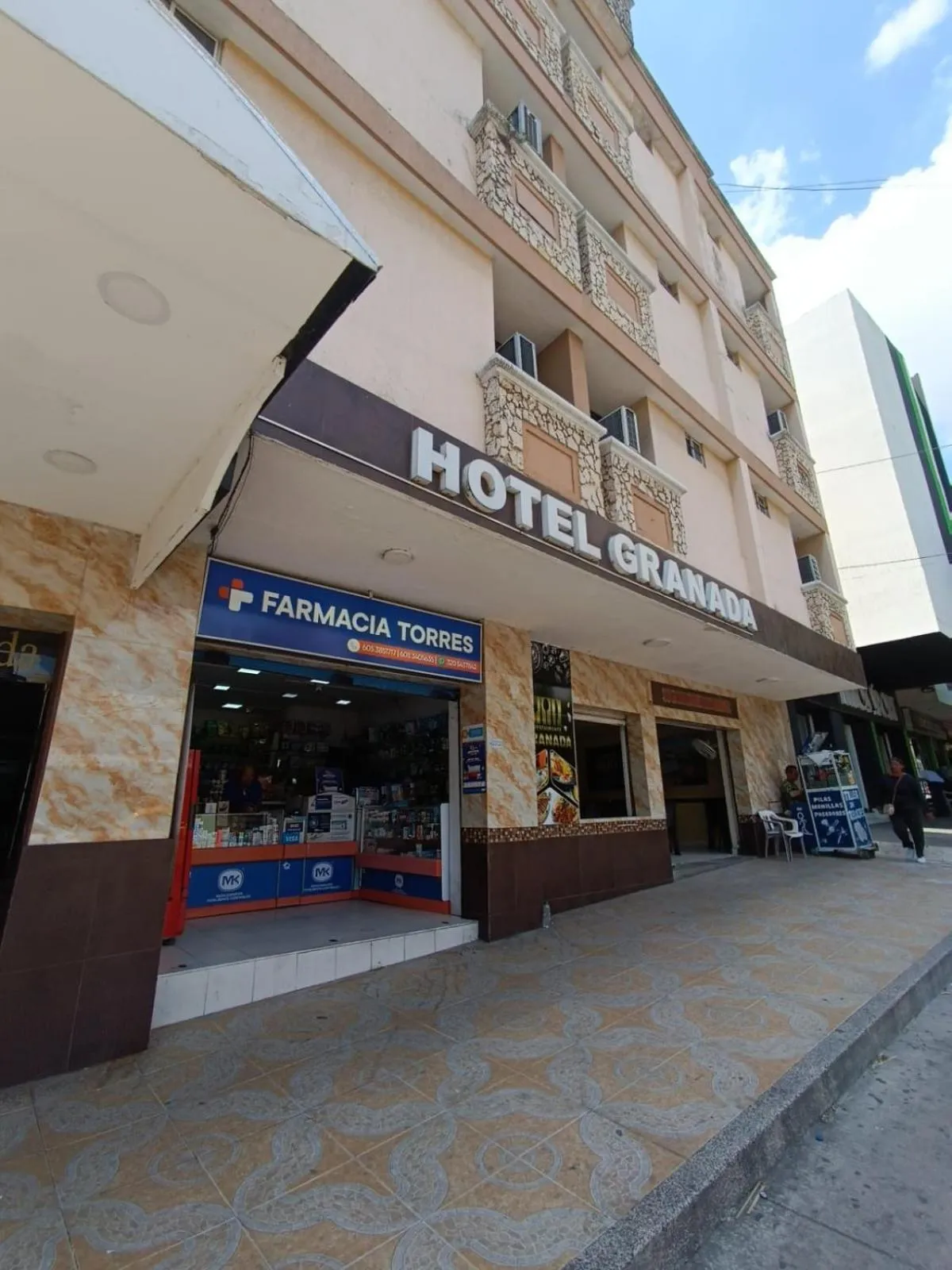 Street view in Hotel Granada Inn