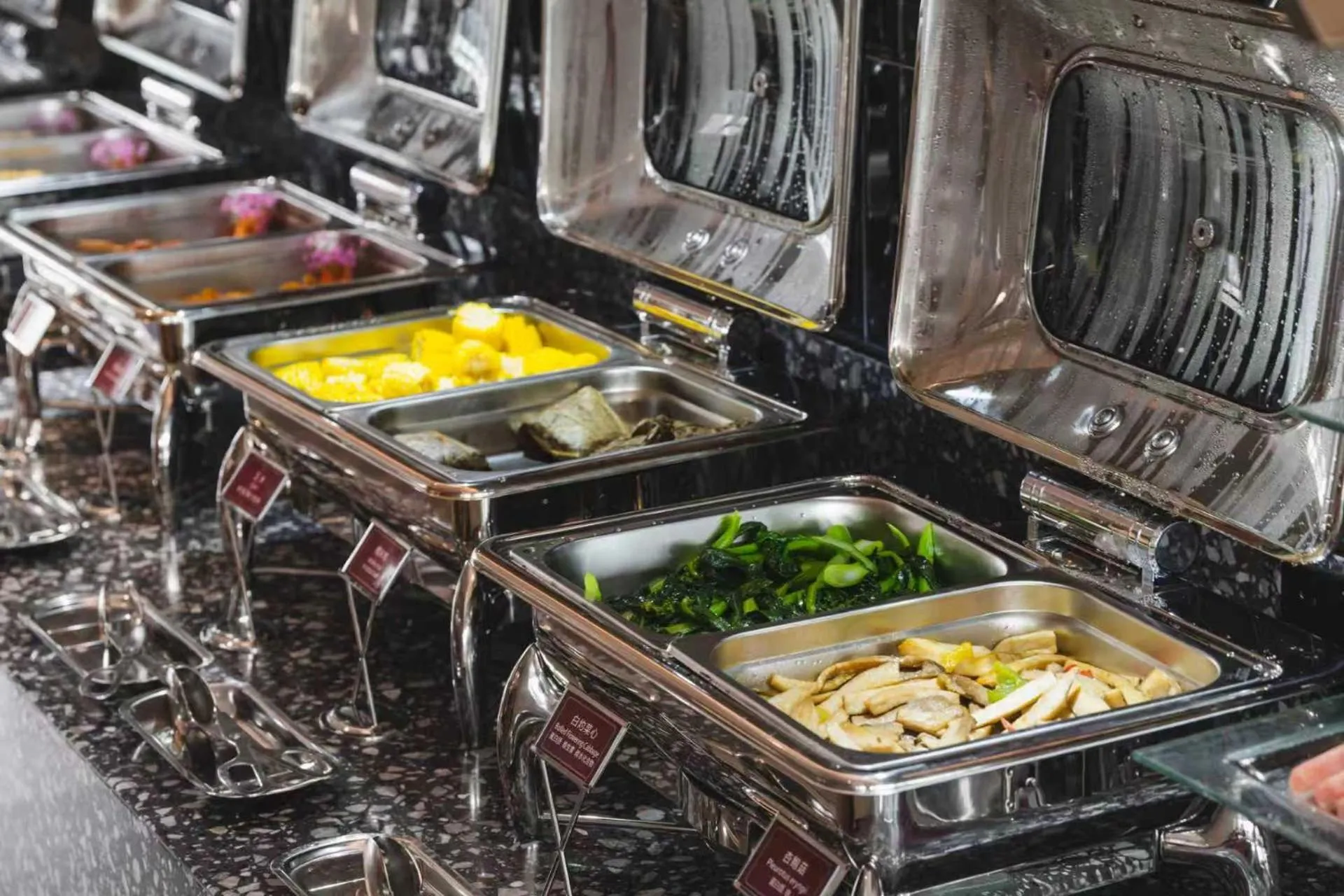 Restaurant/places to eat in Paco Hotel Tianhe Coach Terminal Metro Satation Guangzhou-Free Shuttle Bus for Canton Fair