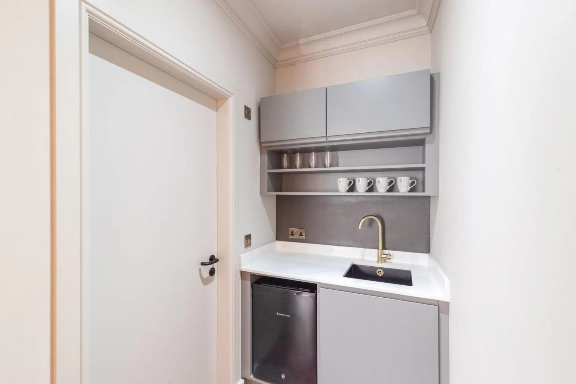 King Street Aparthotel