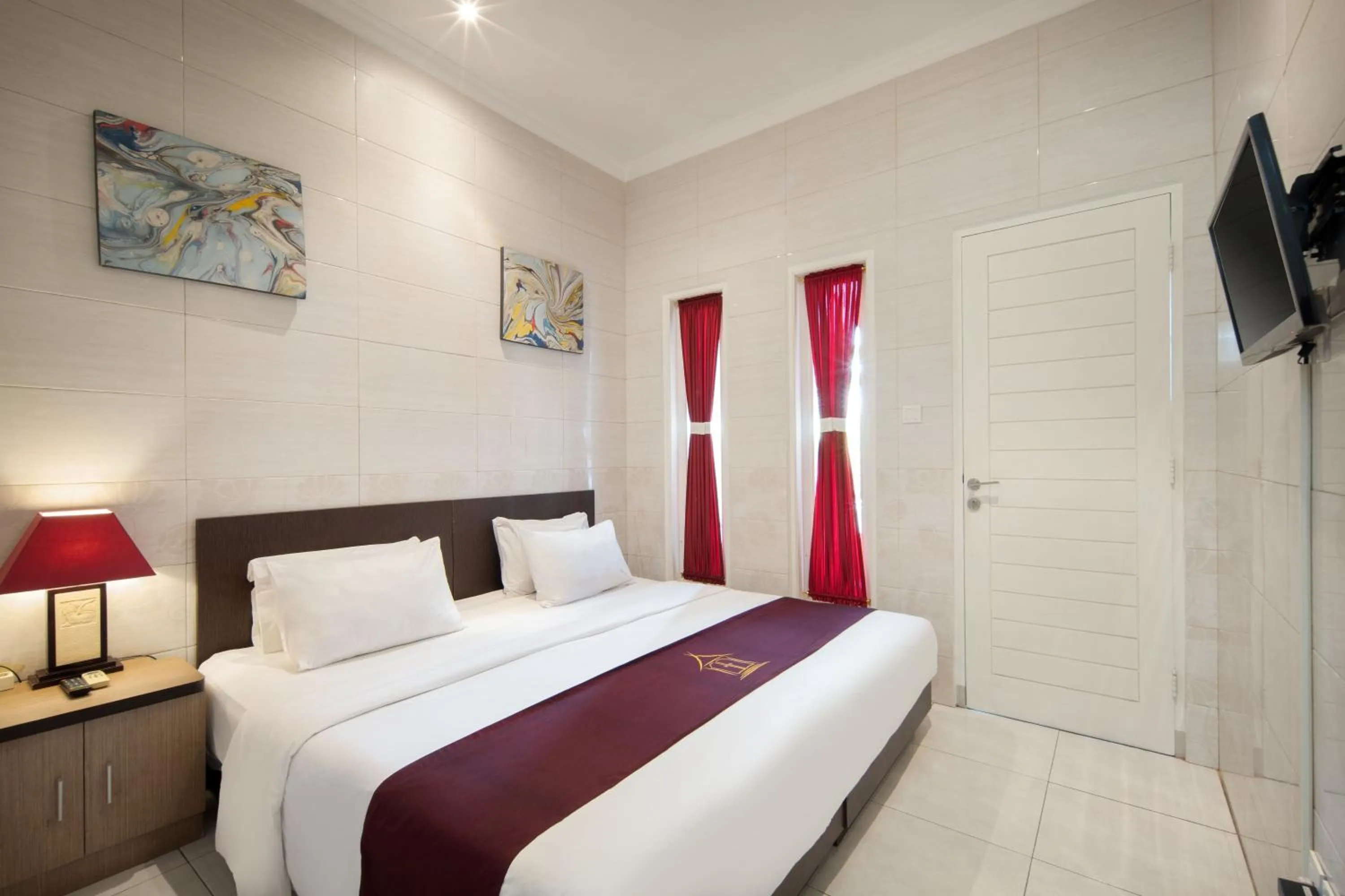 Bedroom, Bed in Angkul Angkul Beach Inn Kuta by Kamara