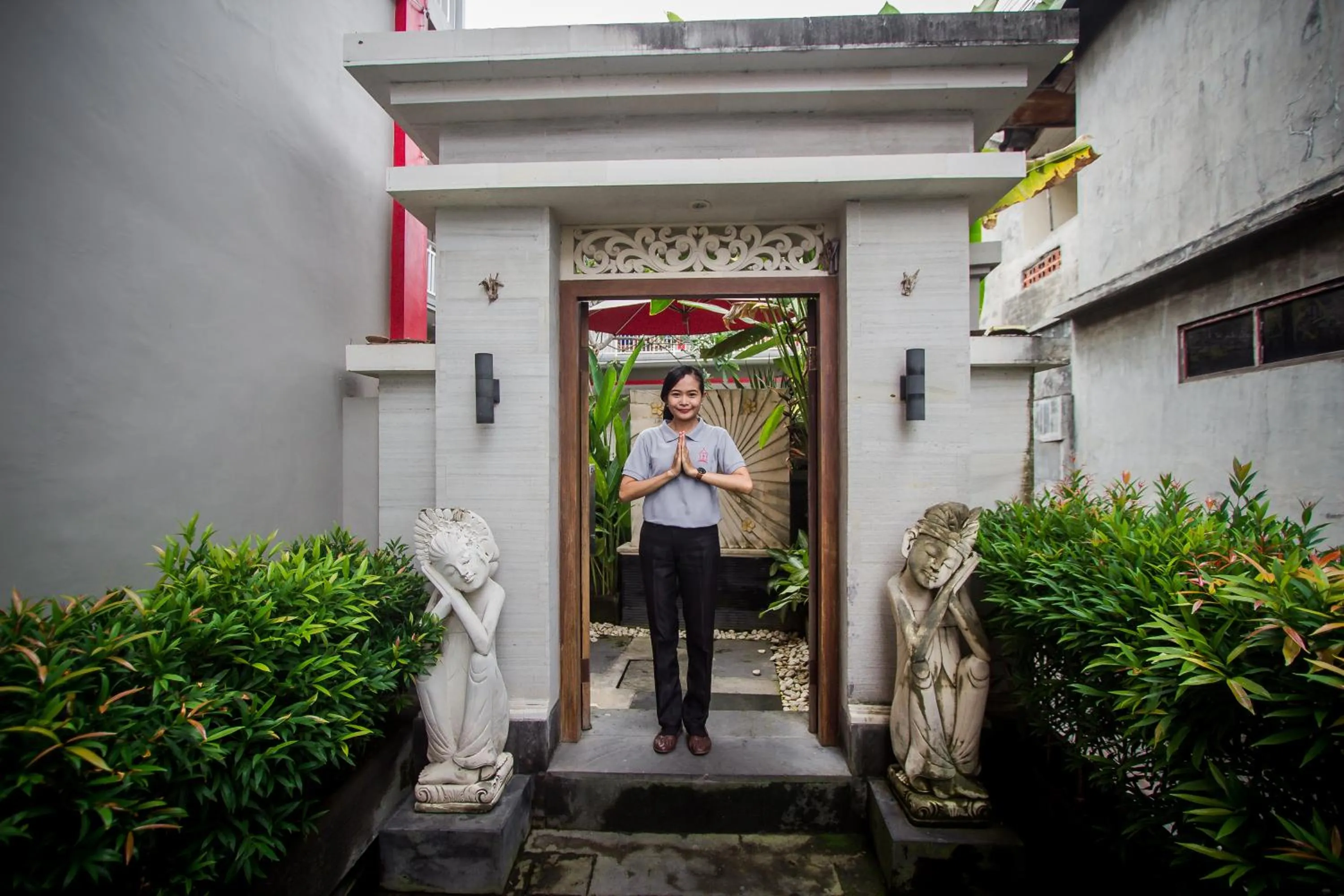 Facade/entrance in Angkul Angkul Beach Inn Kuta by Kamara