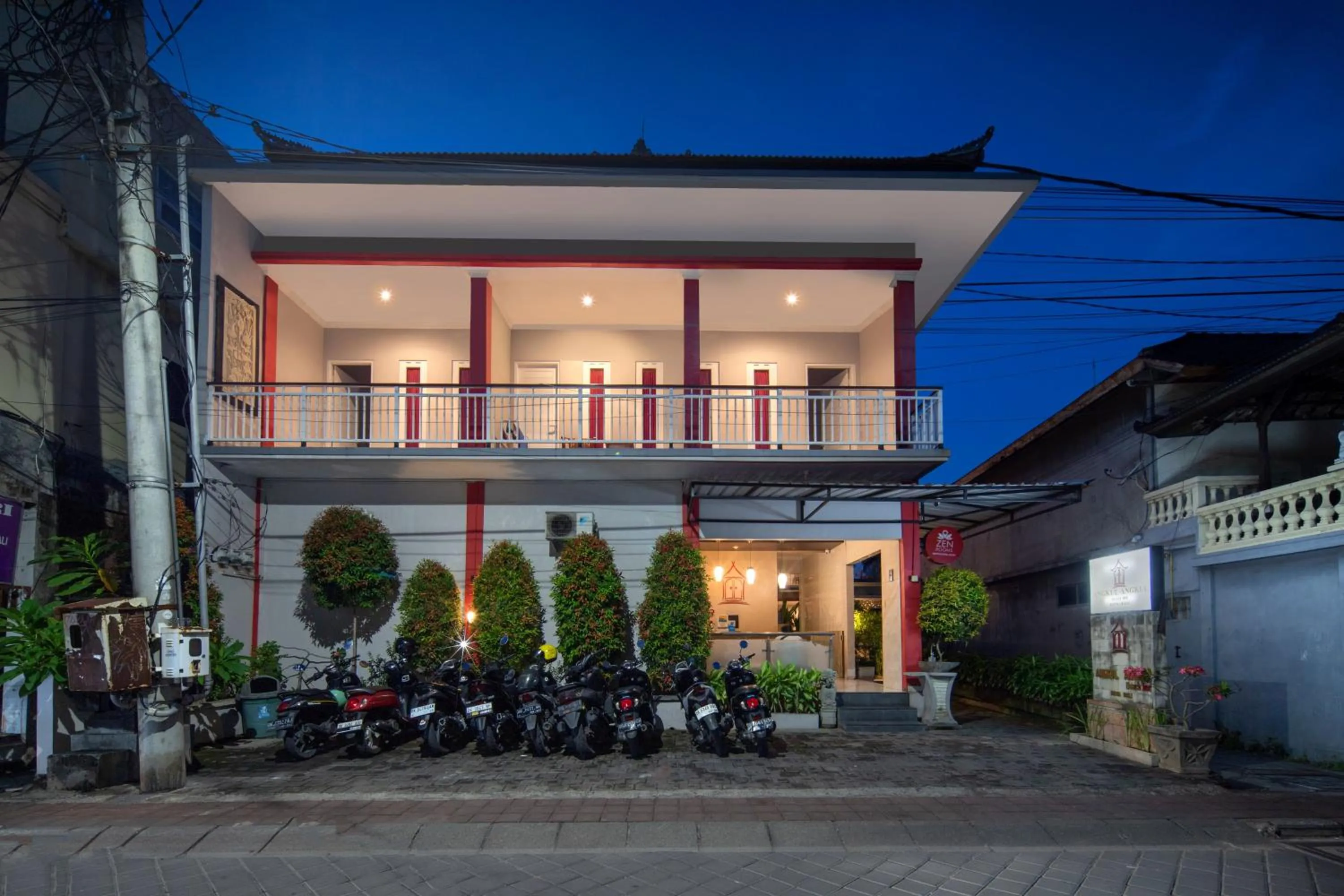 Property building in Angkul Angkul Beach Inn Kuta by Kamara