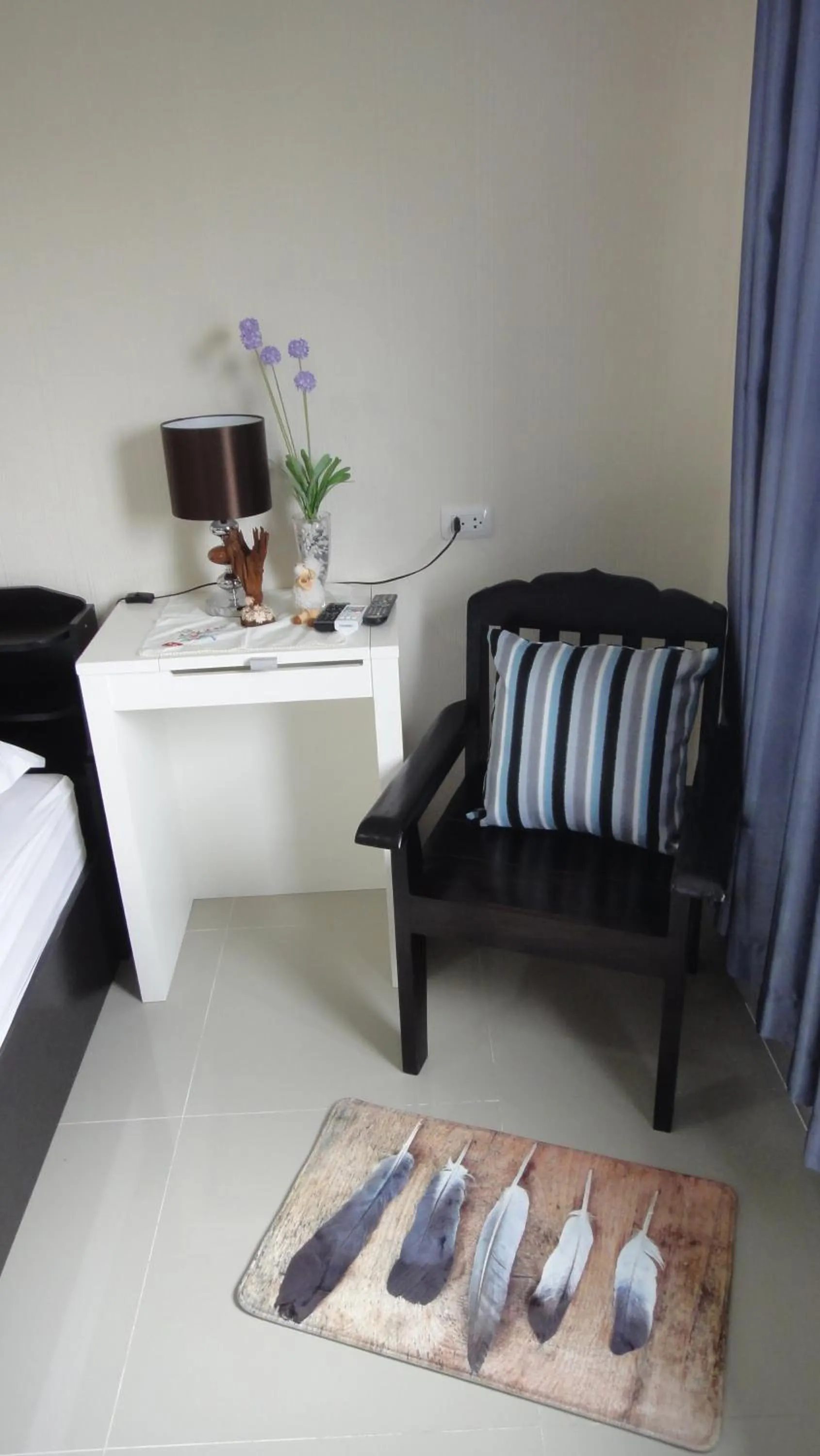 Seating Area in Mouroom