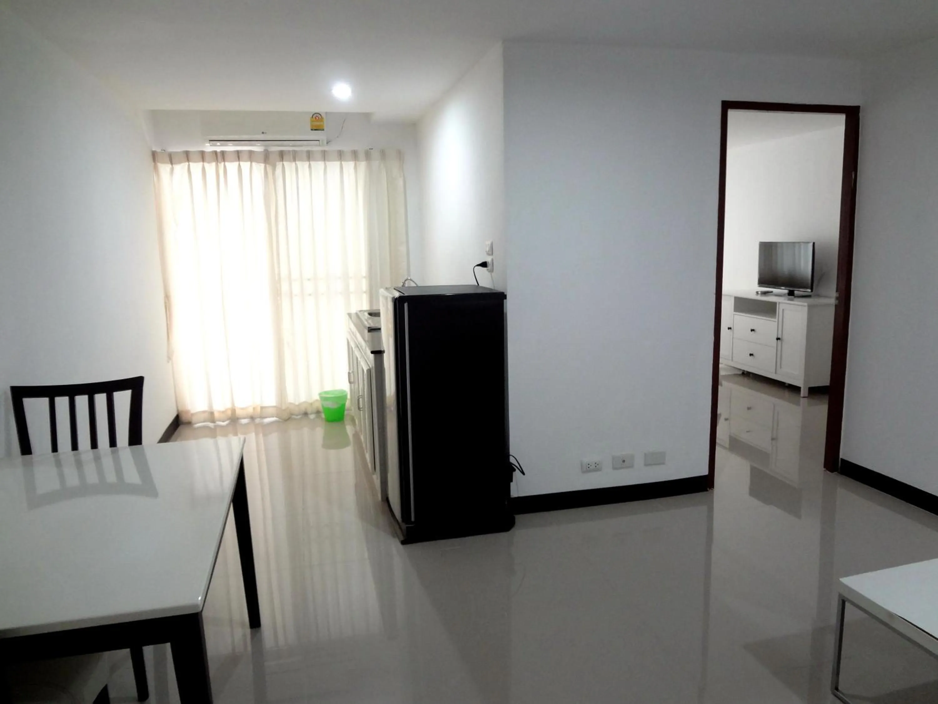 Day, Kitchen/Kitchenette in Mouroom