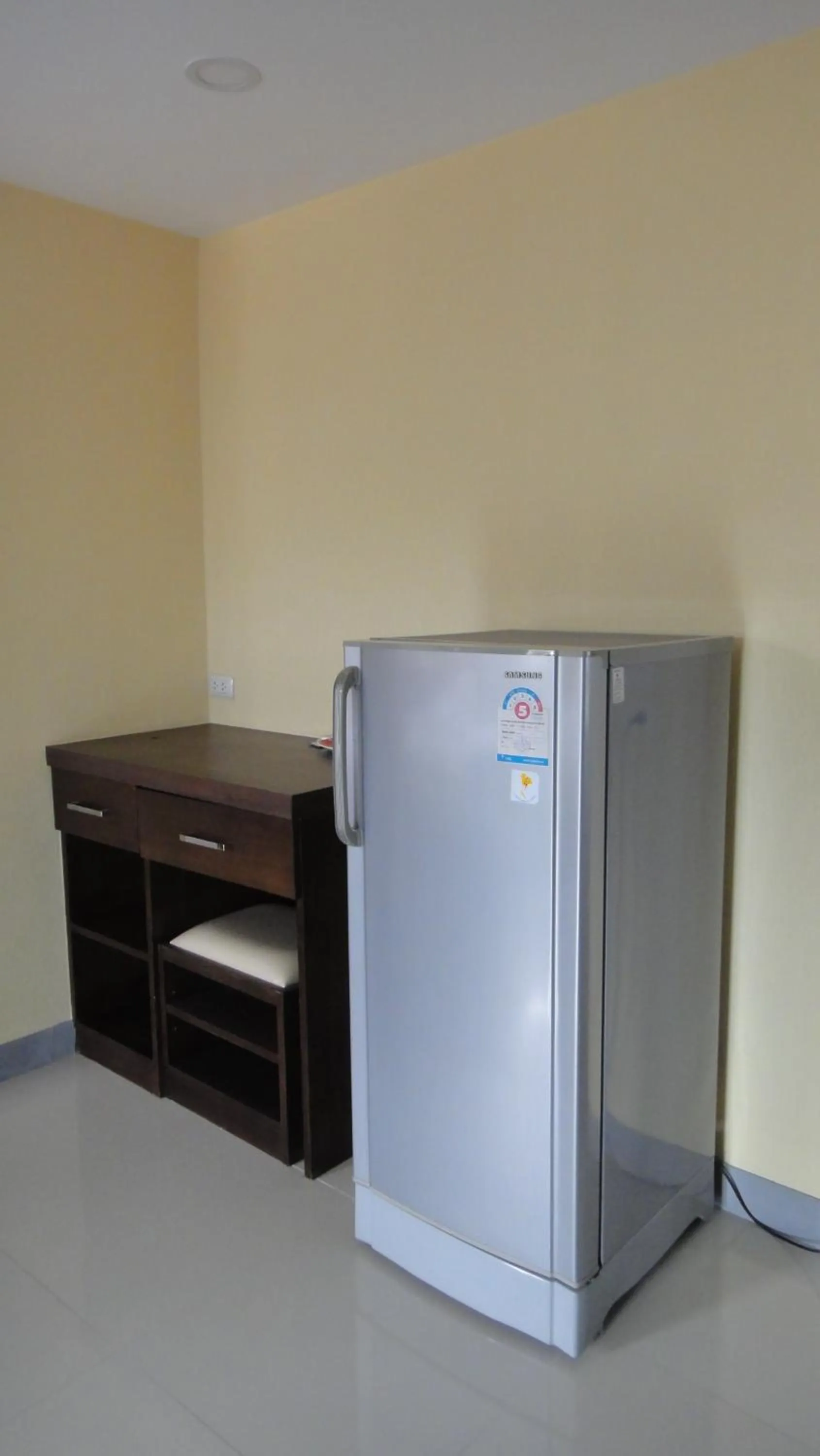 Kitchen/Kitchenette in Mouroom