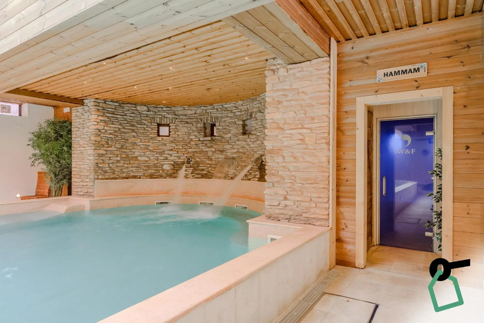 Swimming pool in Hotiday Sauze Torre