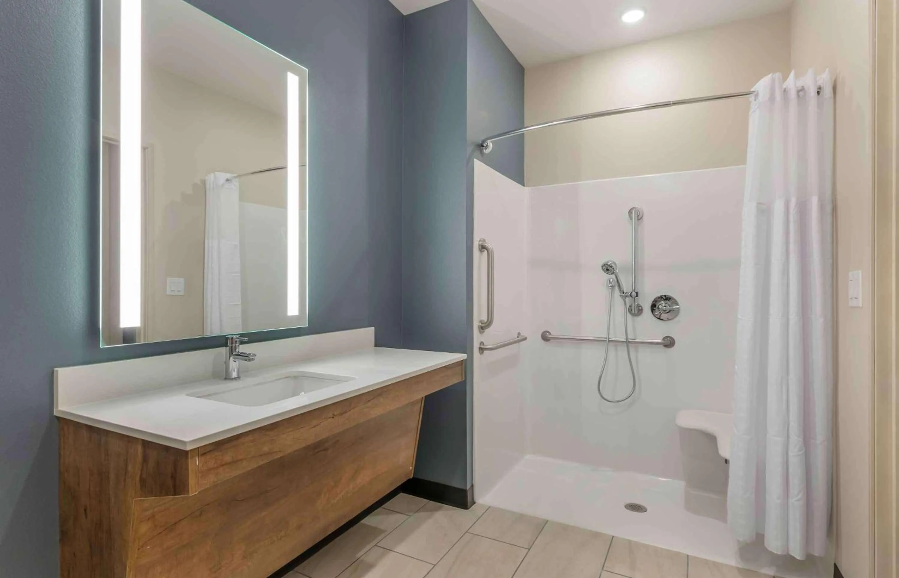 Bathroom in Extended Stay America Premier Suites - Reno - Sparks