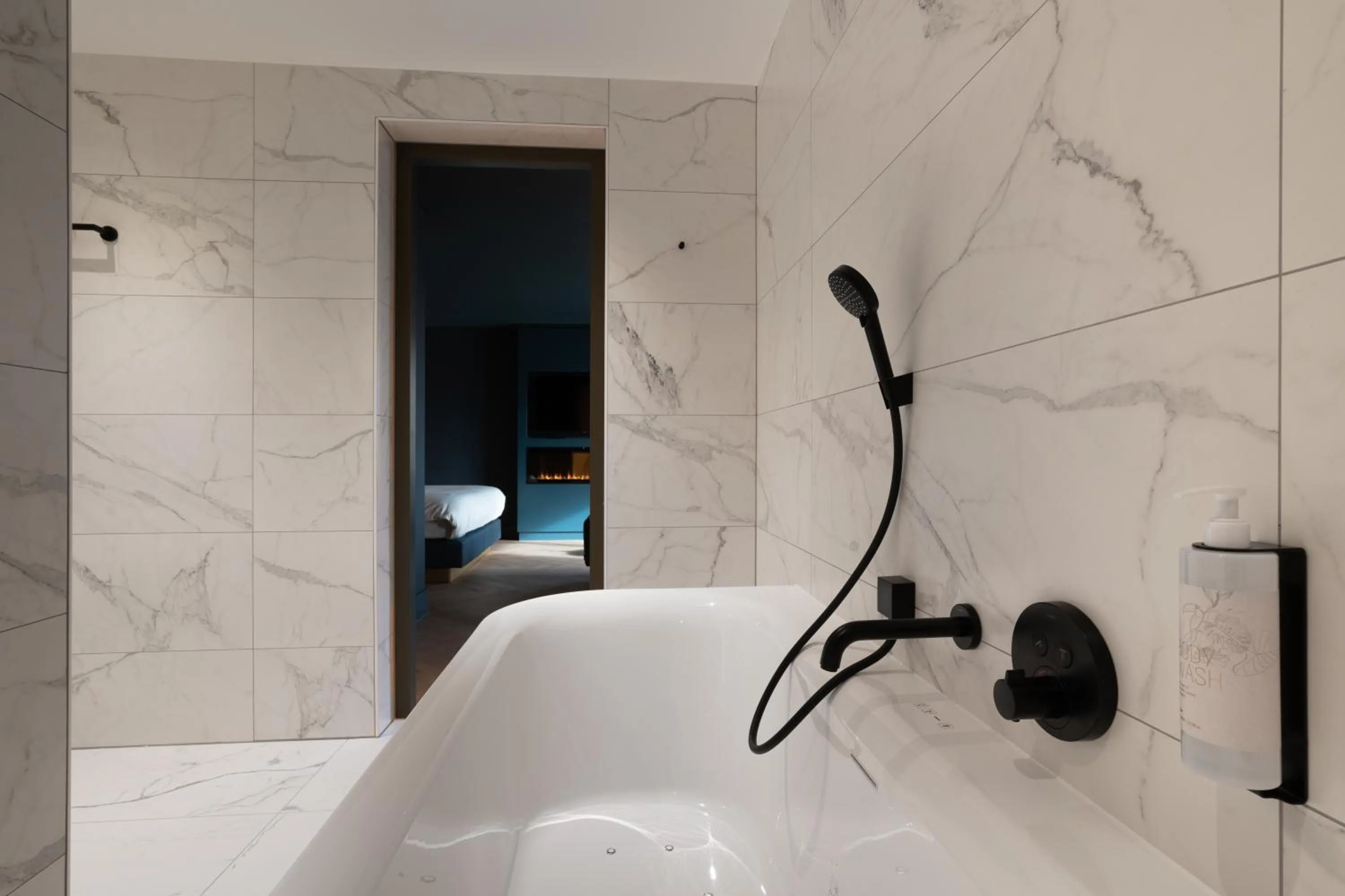 Bathroom in Van der Valk TheaterHotel De Oranjerie