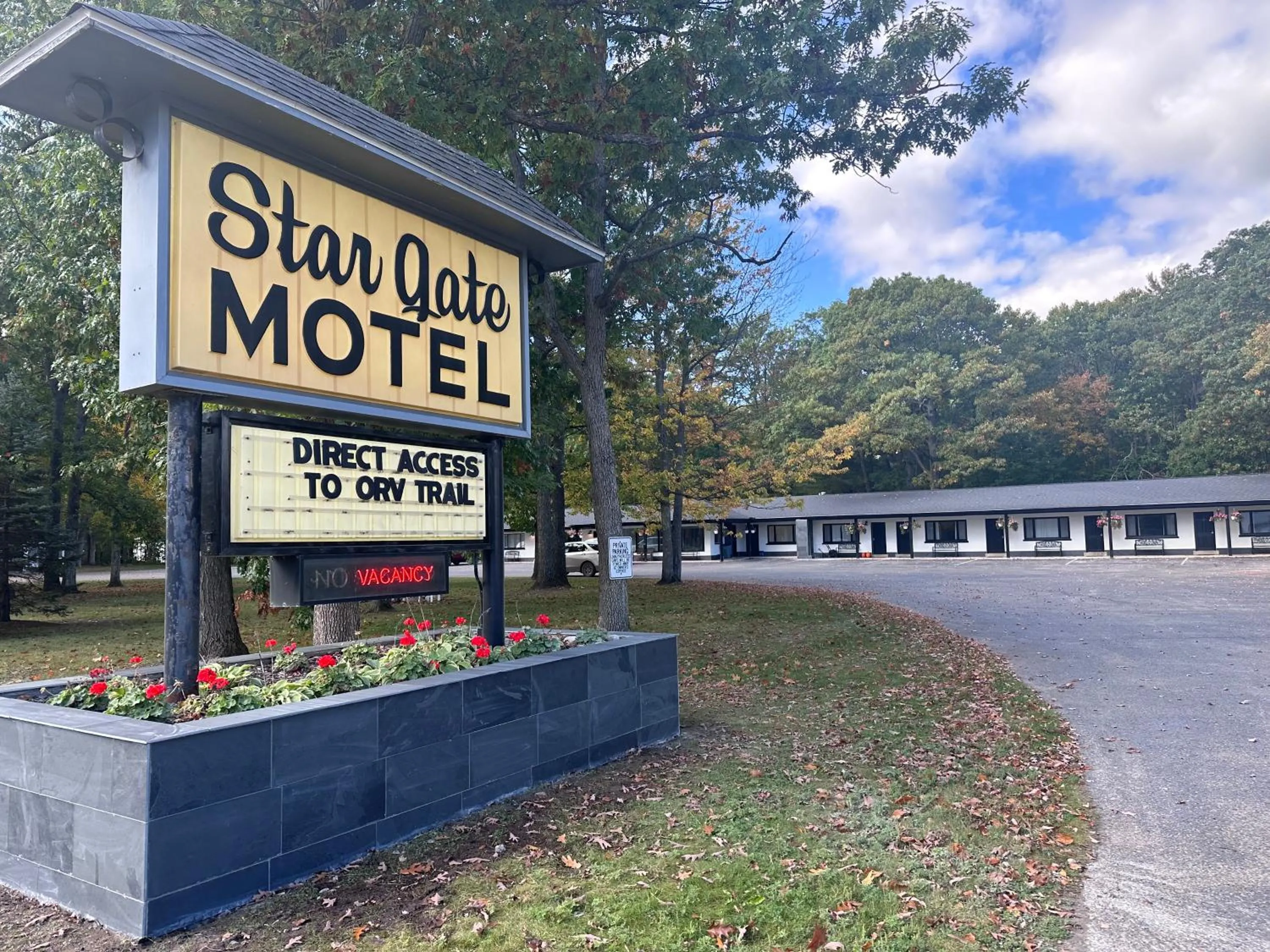 Property building in Star Gate Motel