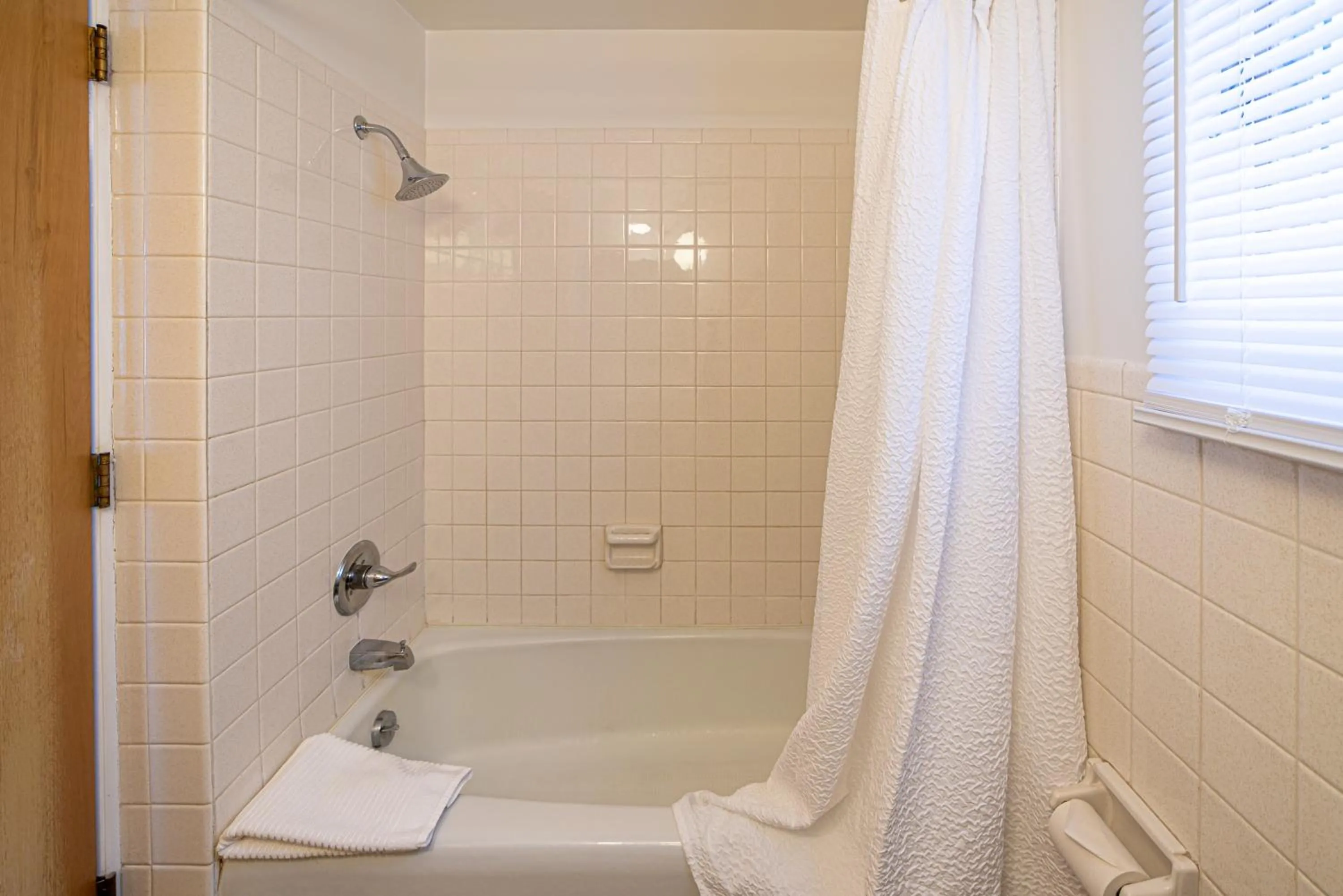 Shower in Star Gate Motel