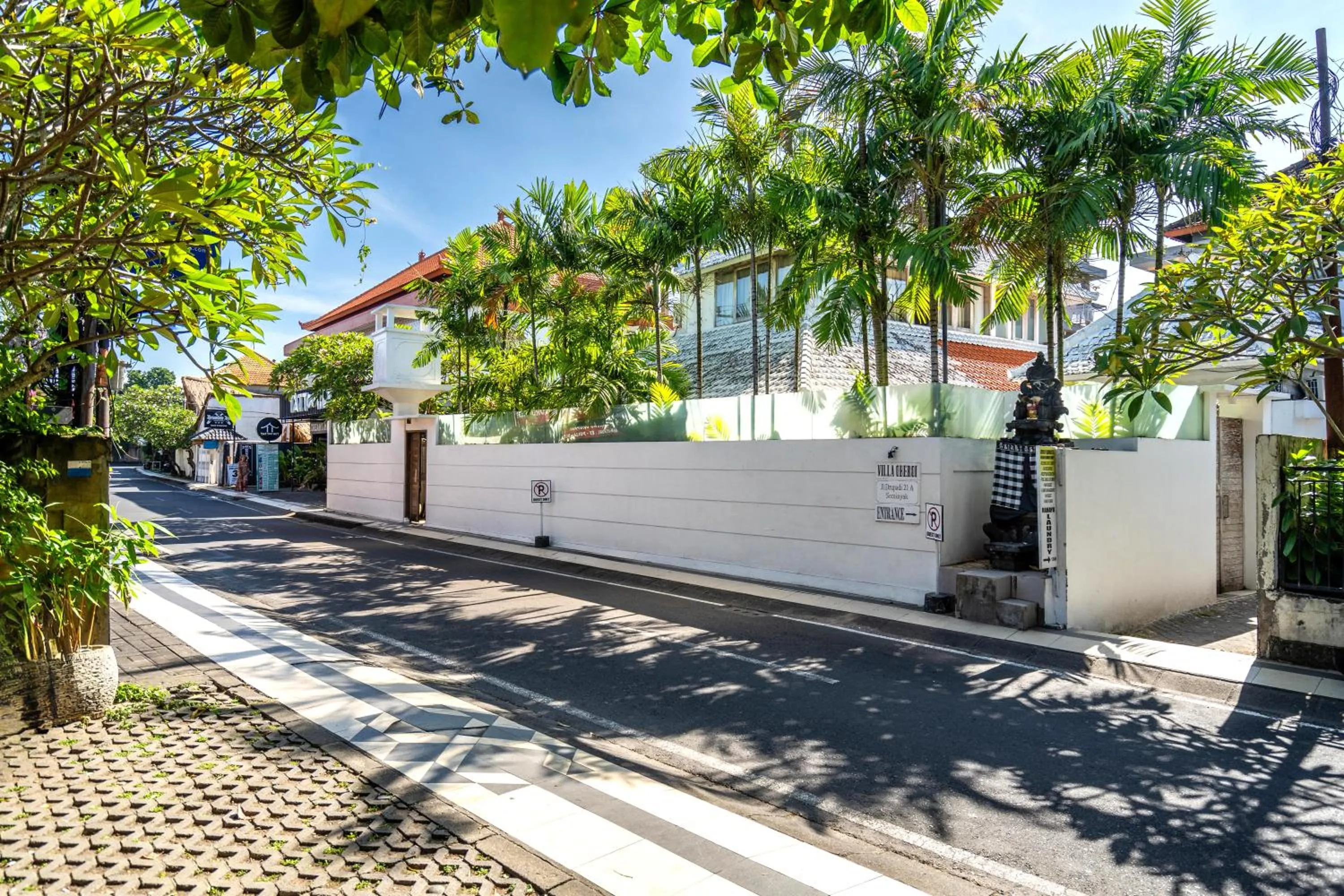 Property building in Villa Oberoi