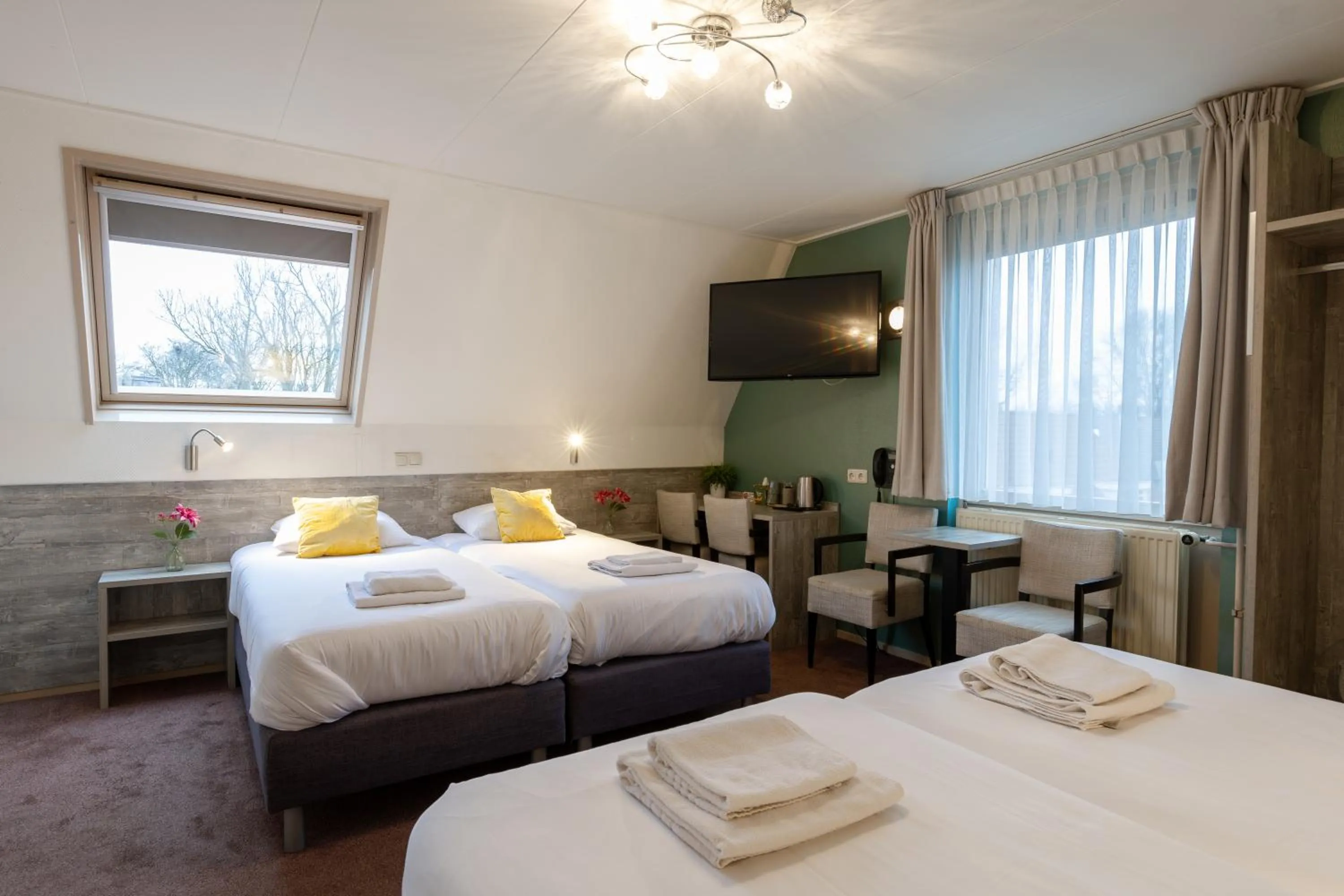 Bedroom, Bed in Hotel de Magneet