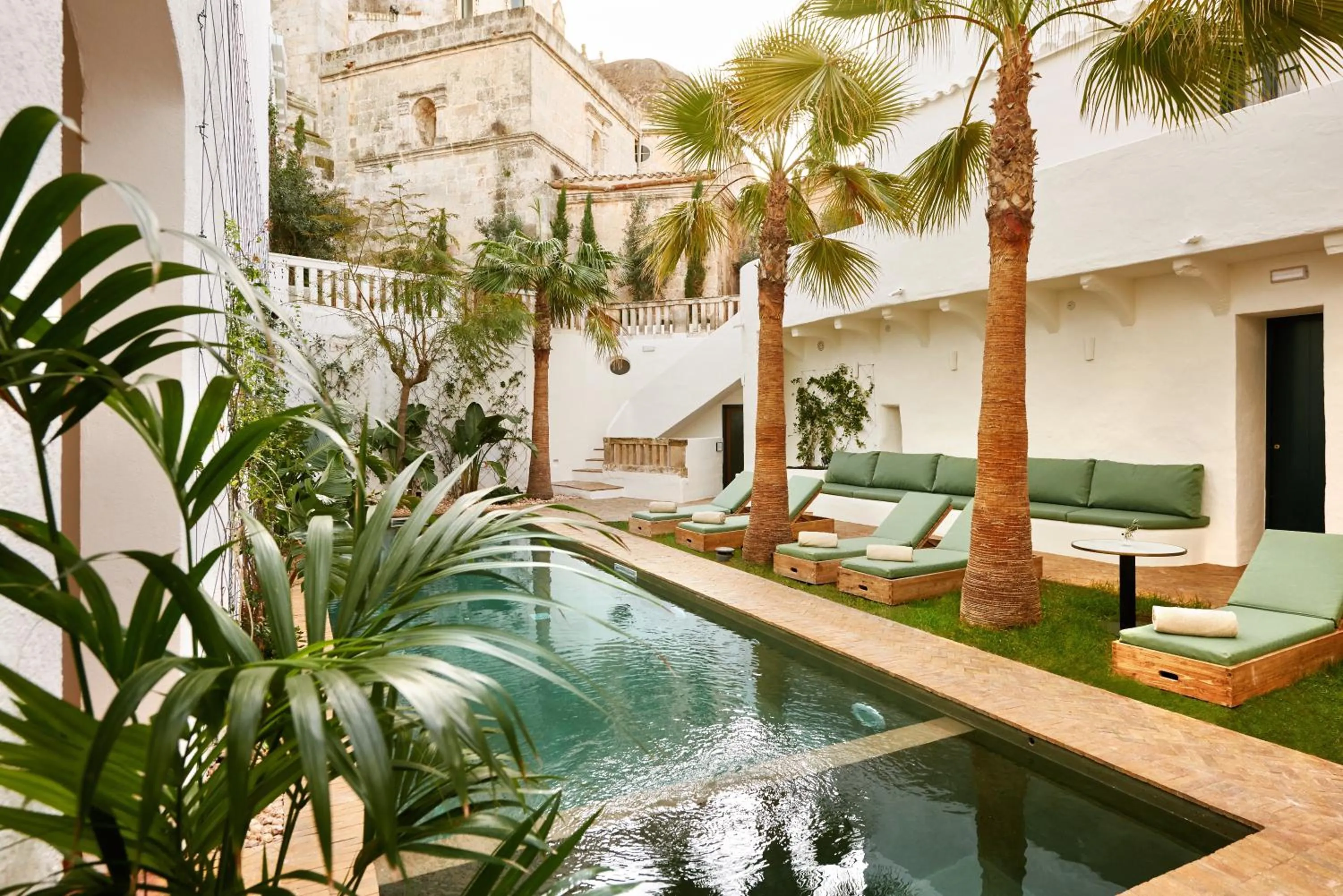 Swimming pool in Faustino Gran Relais & Chateaux