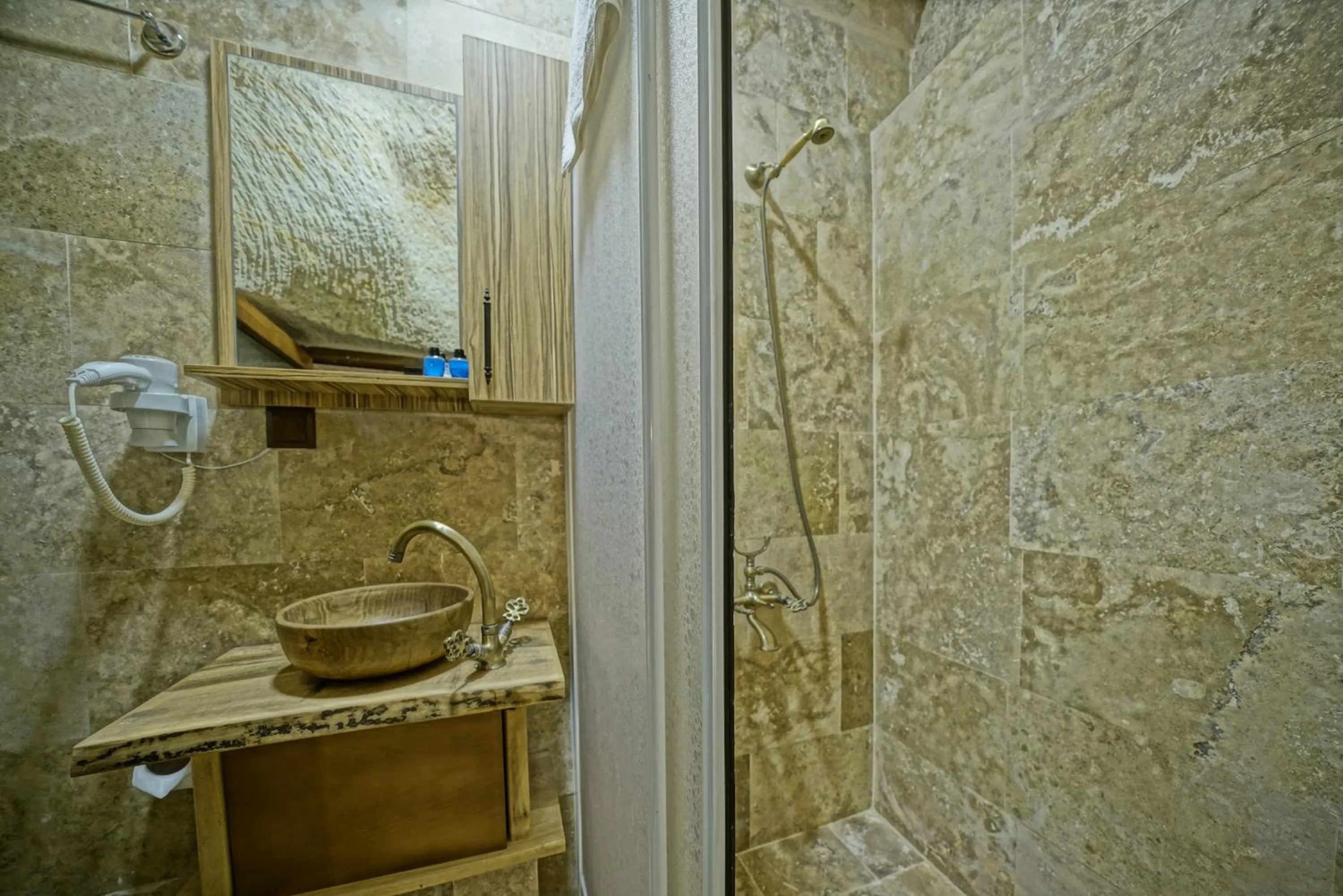 Bathroom in Cappa Cave Hotel