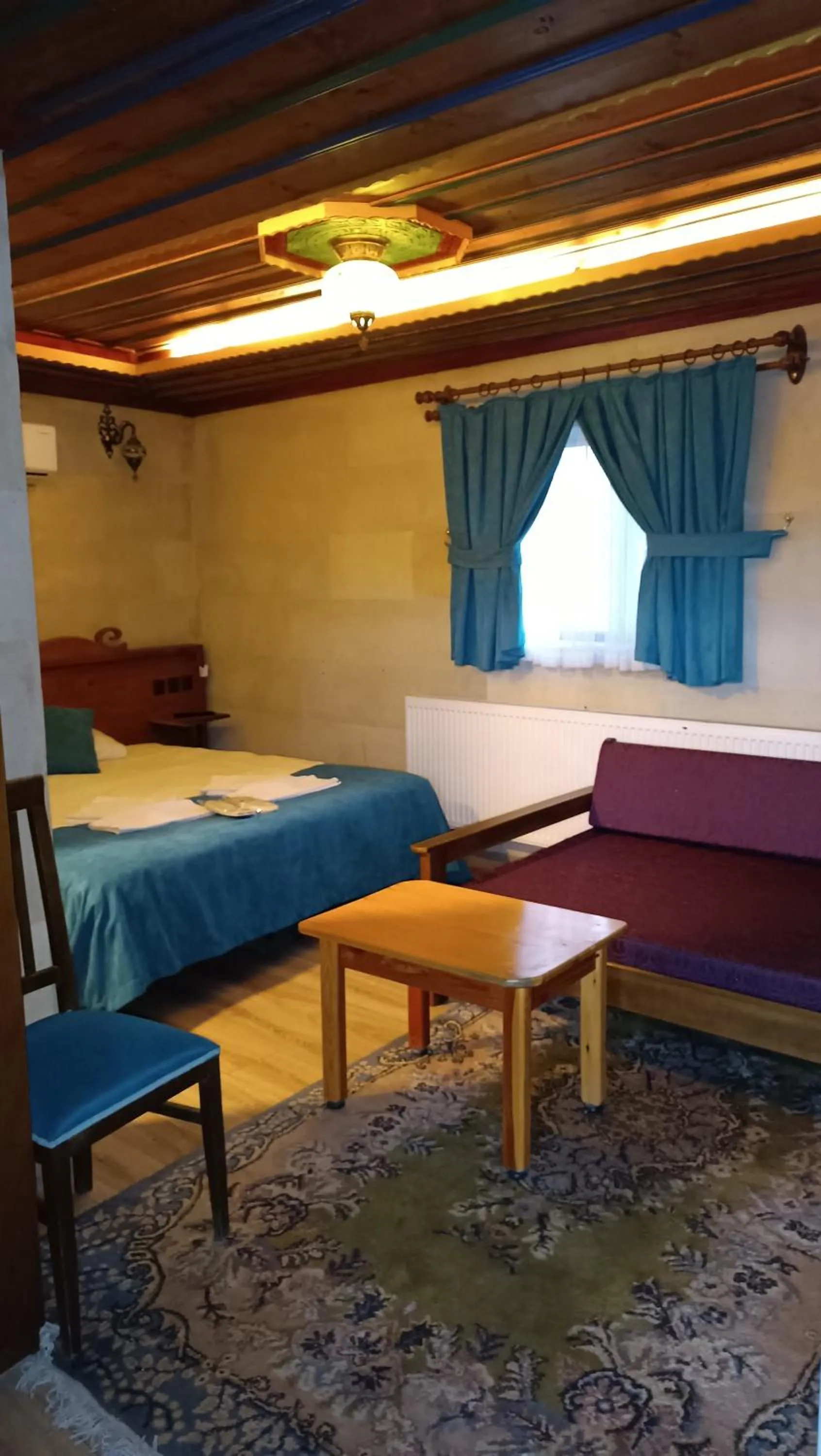 Photo of the whole room, Bed in Cappa Cave Hotel