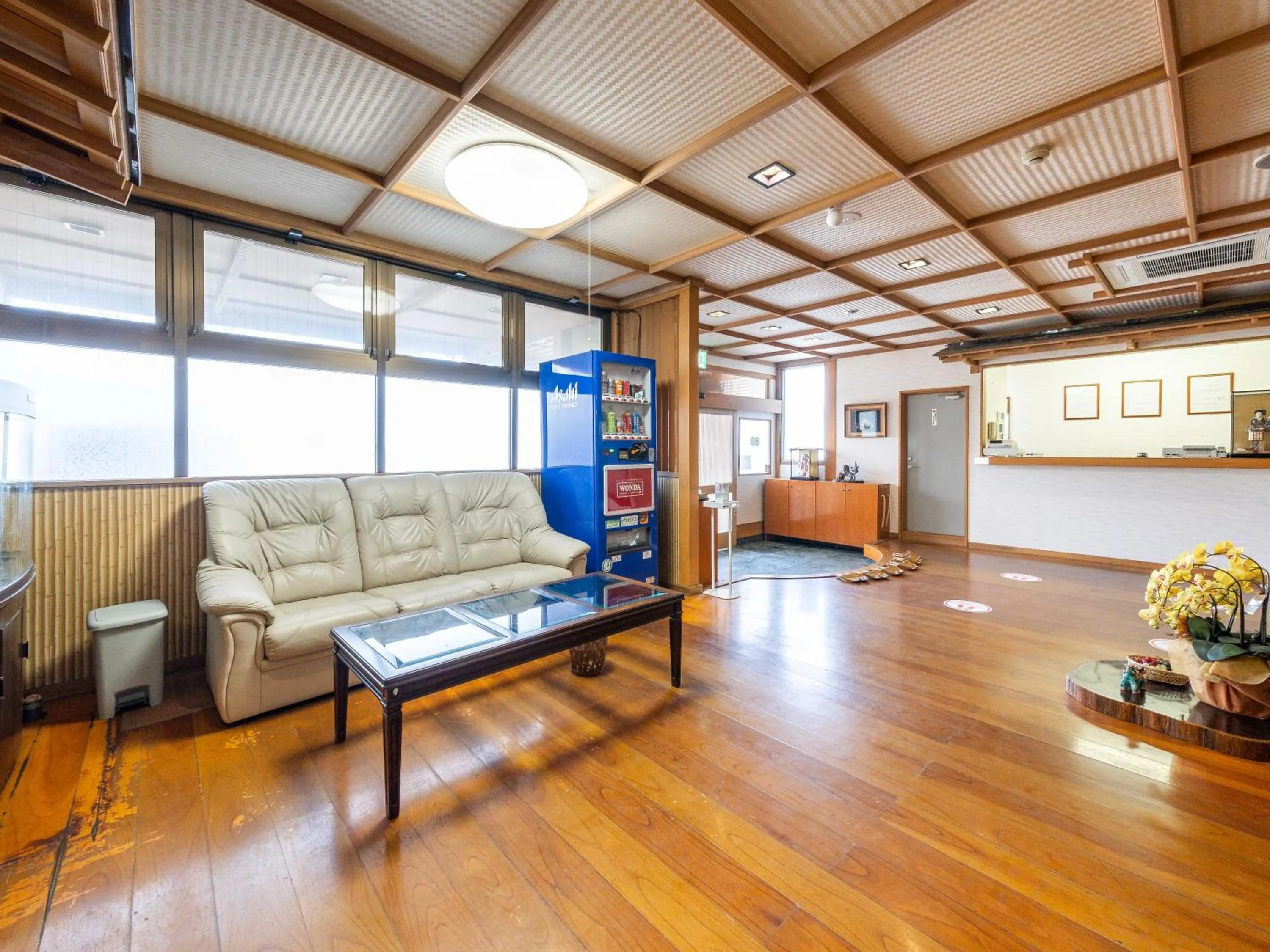 Lobby or reception in Fuji Sakura Onsen Ryokan