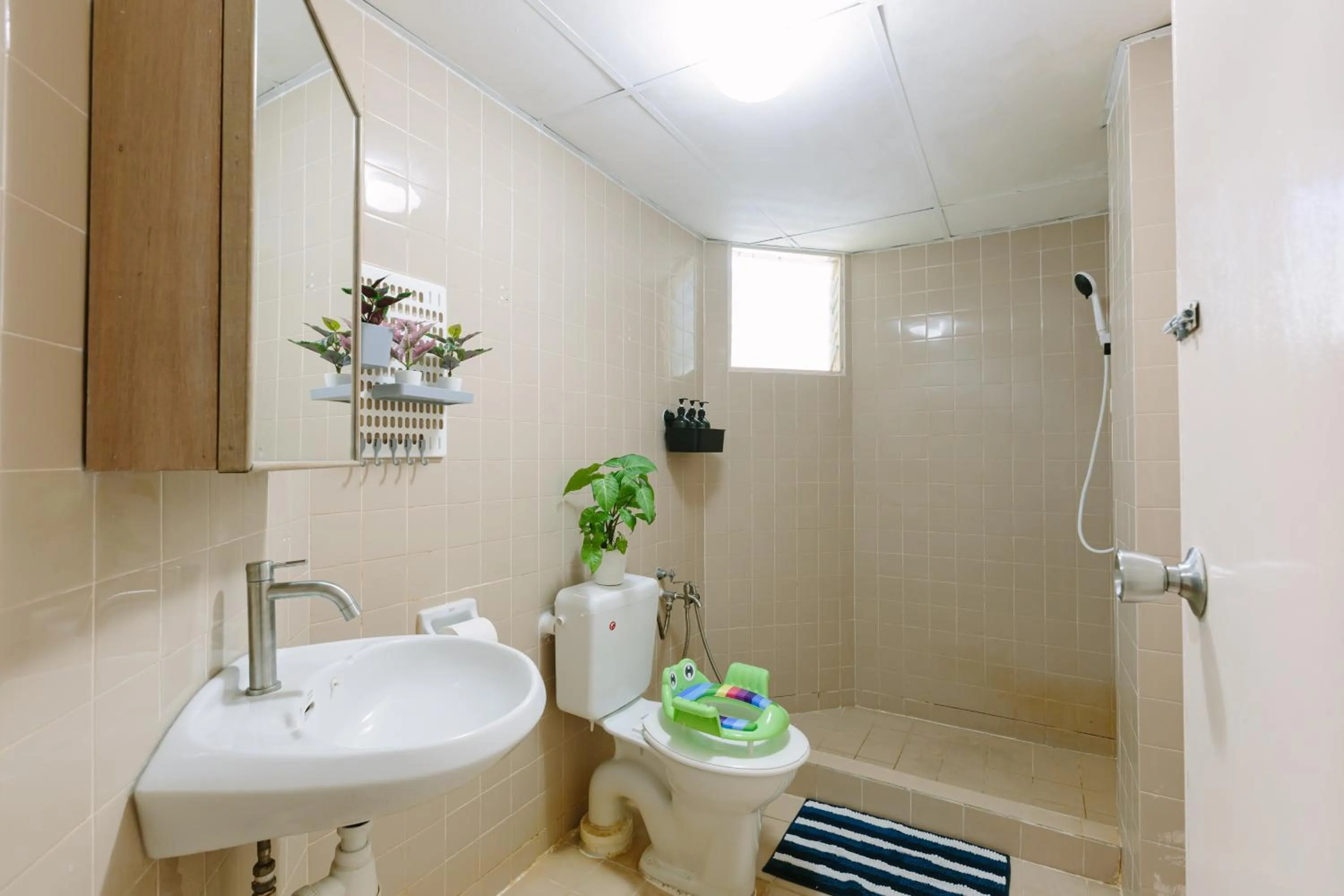 EE's Seaside House - Homestay 3 min walk to beach