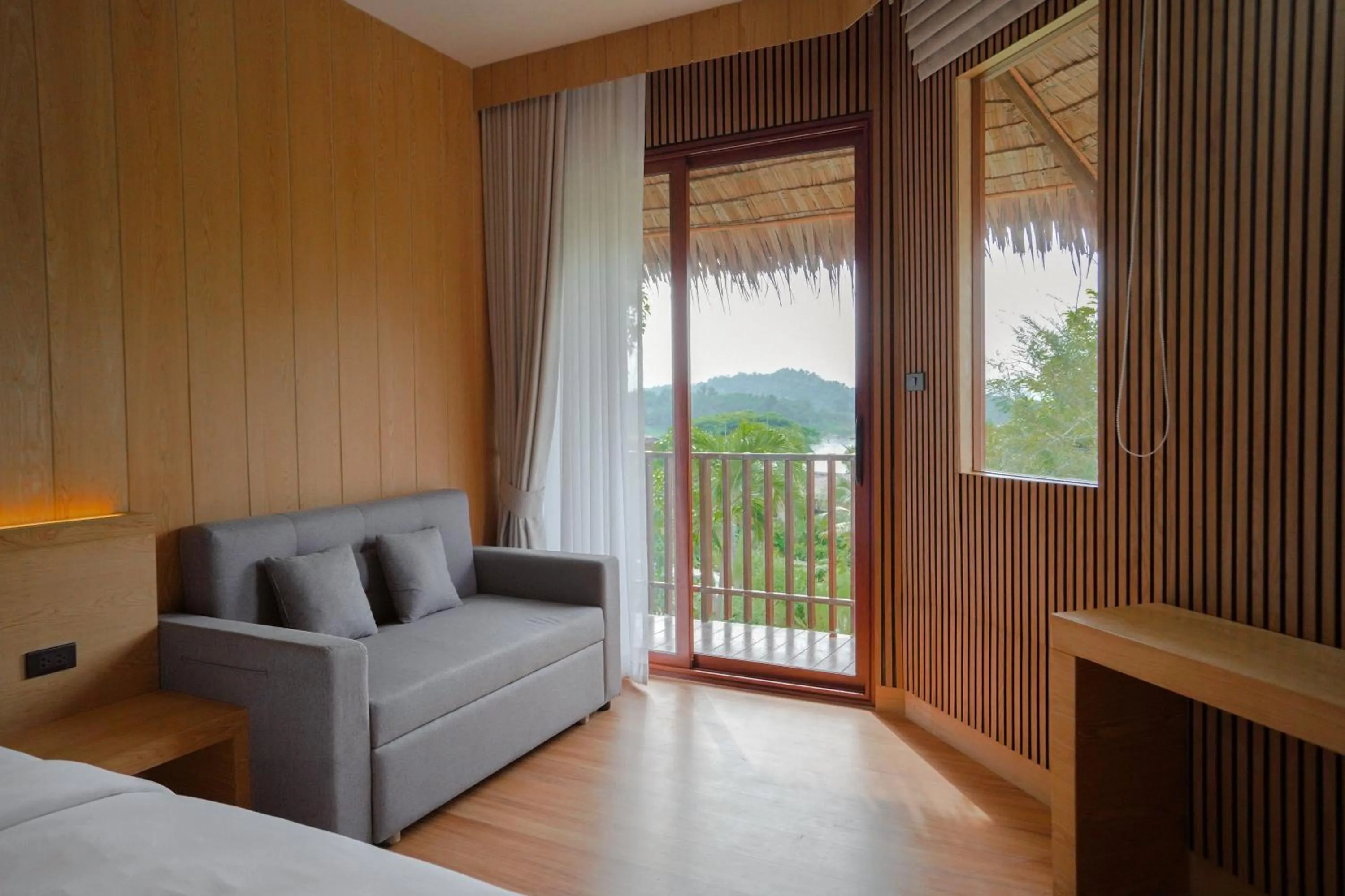 Bedroom, Bed in Le La Lake Resort and Spa