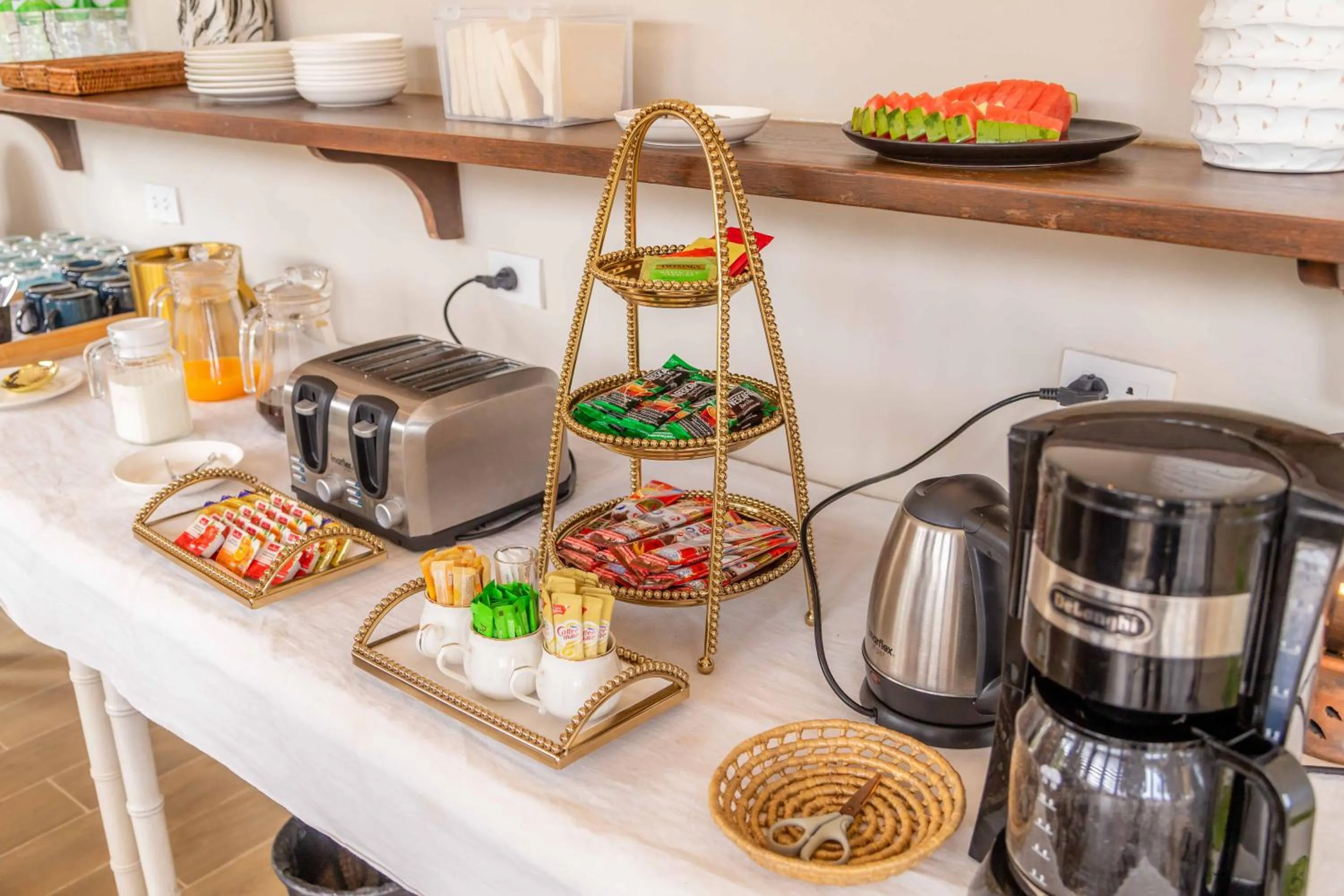 Breakfast in Le La Lake Resort and Spa