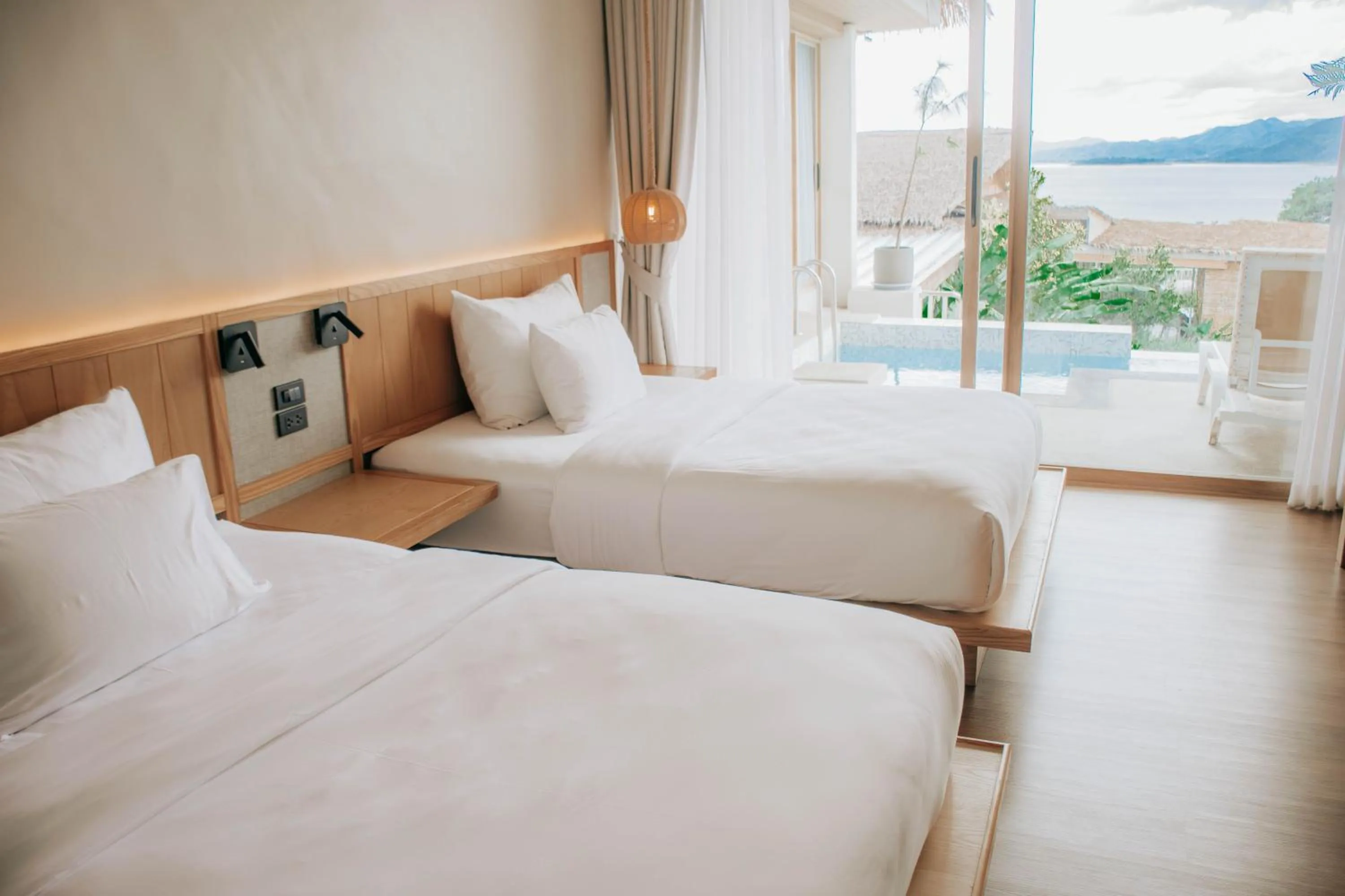 Bedroom, Bed in Le La Lake Resort and Spa