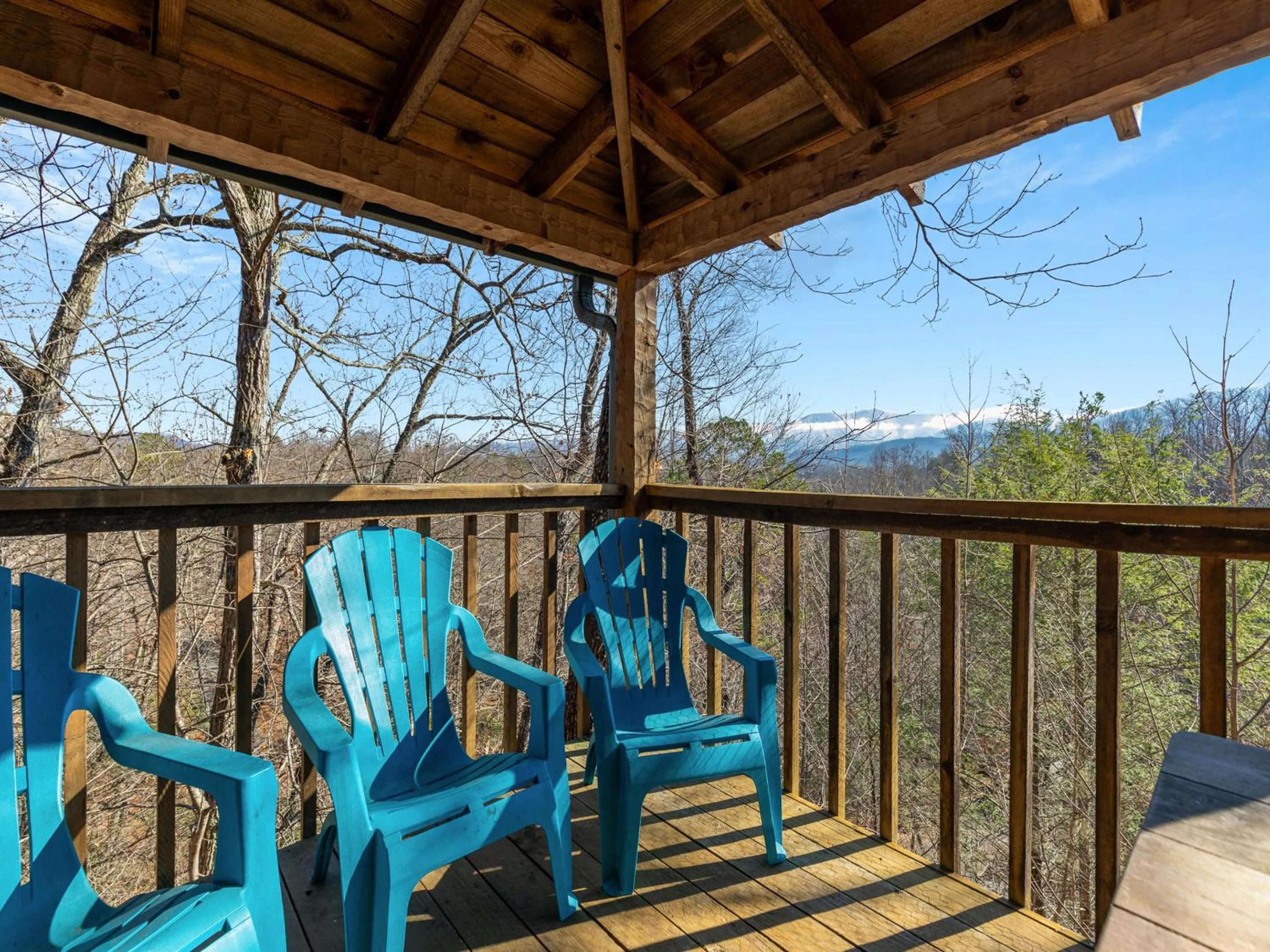 Property building in Little Bear Lookout