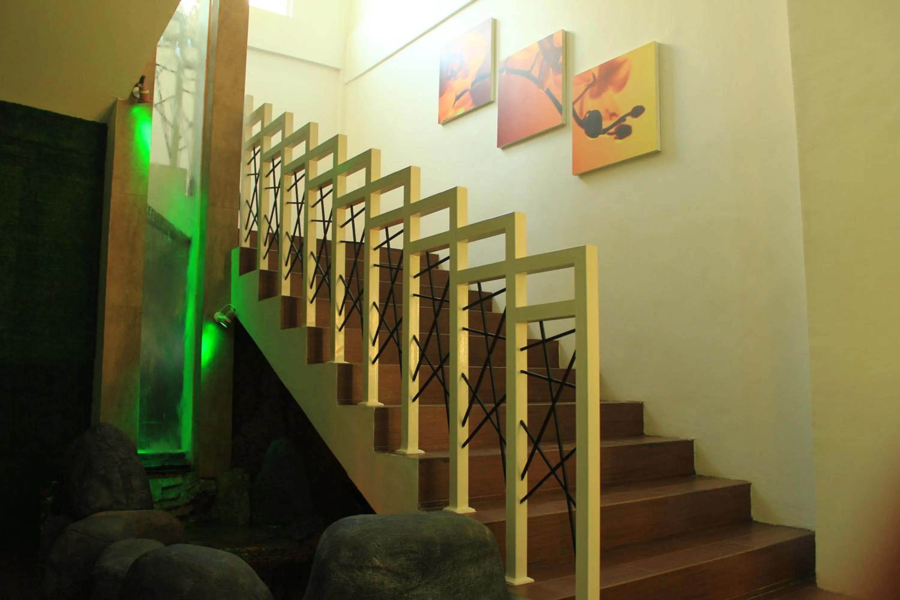 Decorative detail in Evan Hotel - Non Smoking