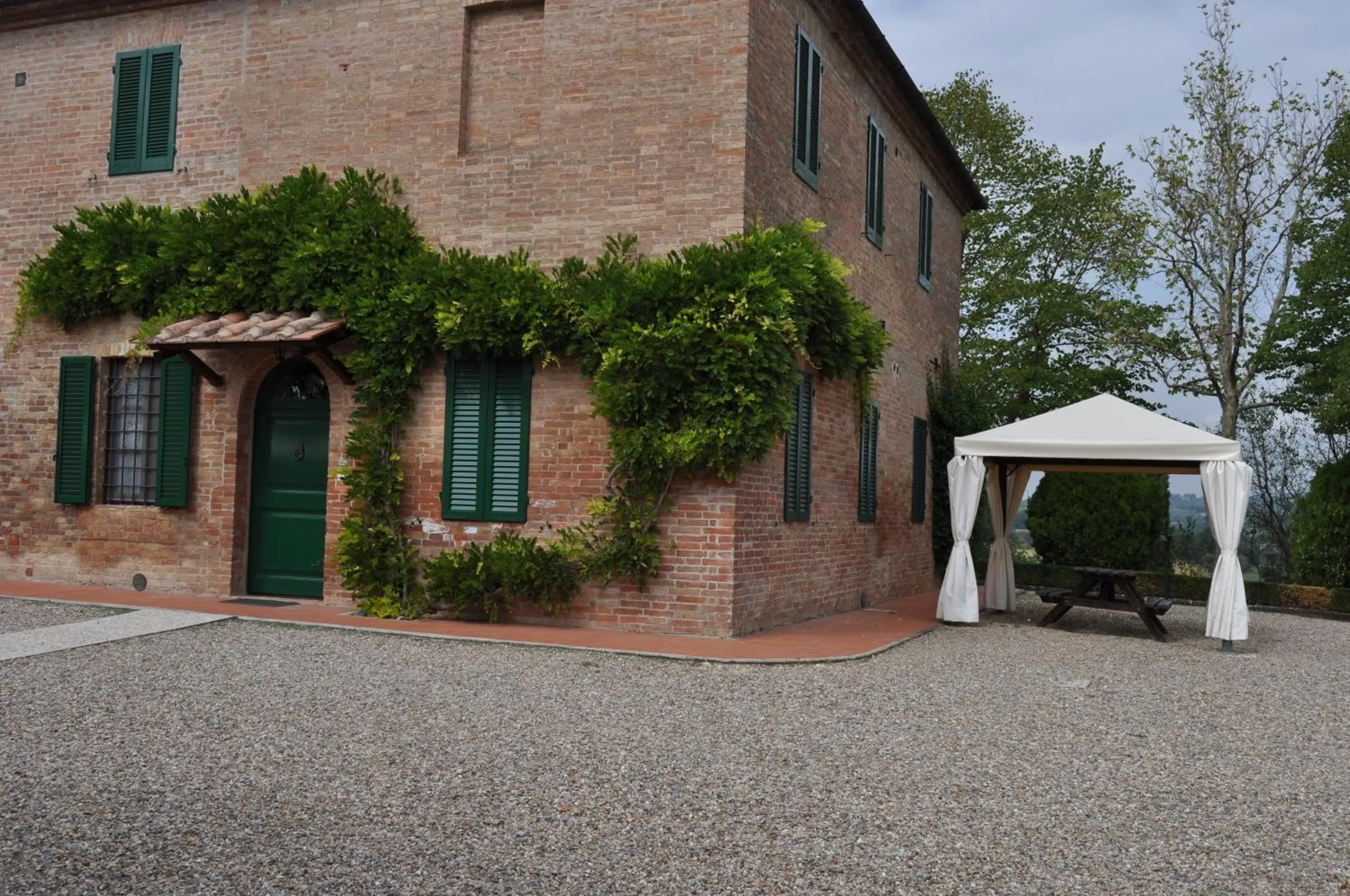 Facade/entrance in Agriturismo Il Poggiarello
