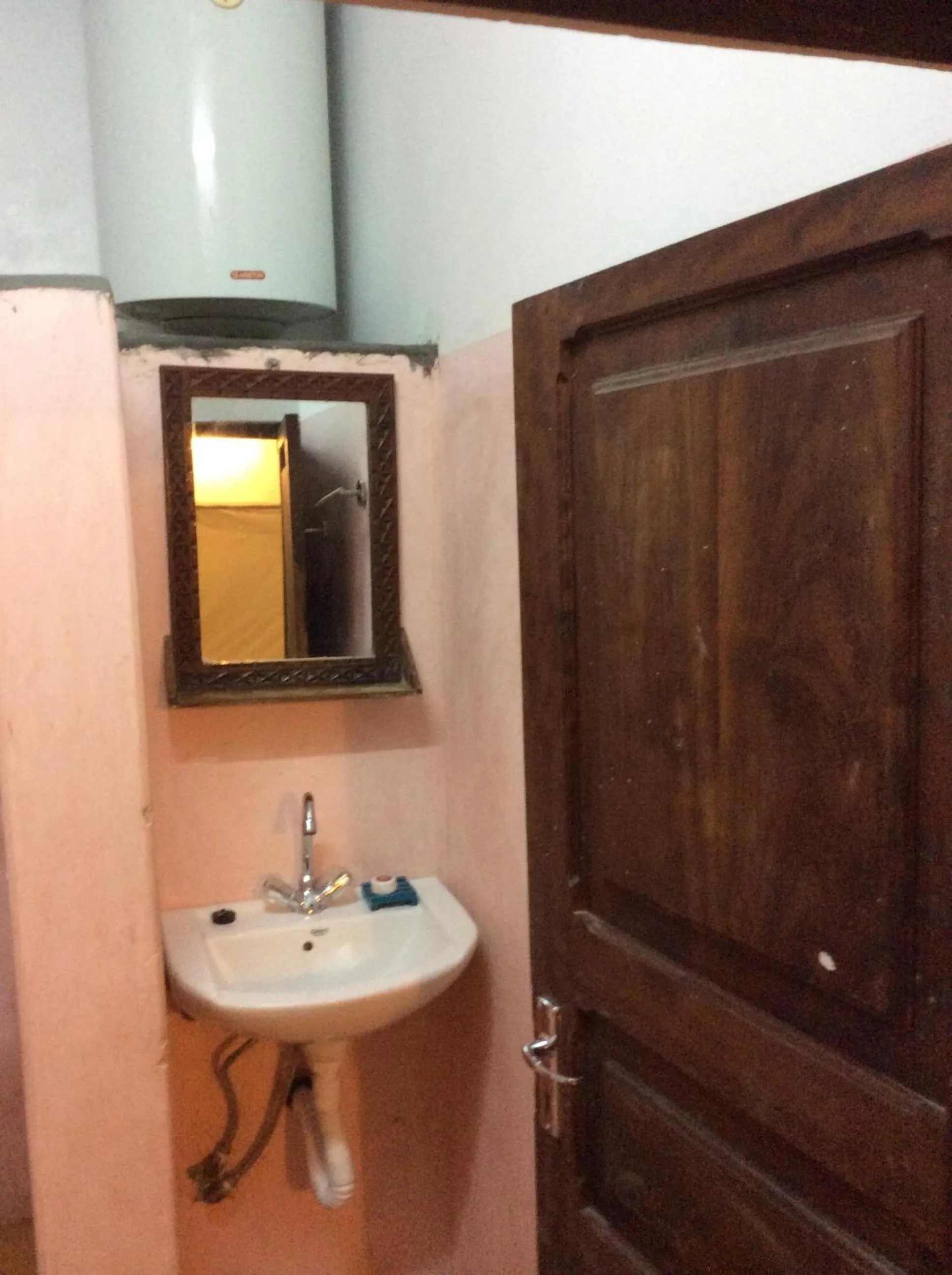 Bathroom in Kiponda B&B