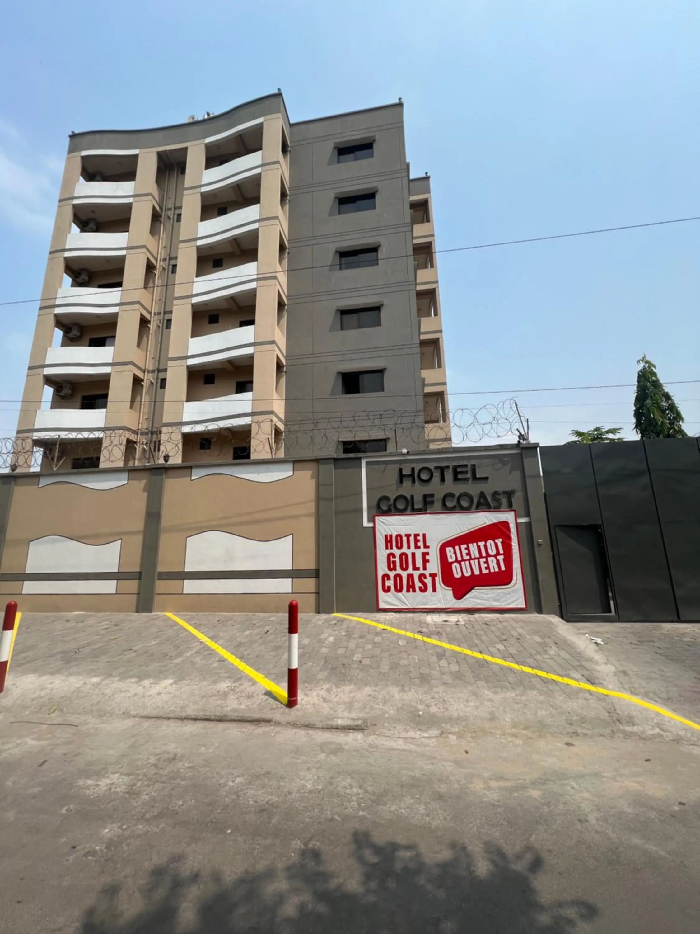 Property building in Hotel Golf Coast