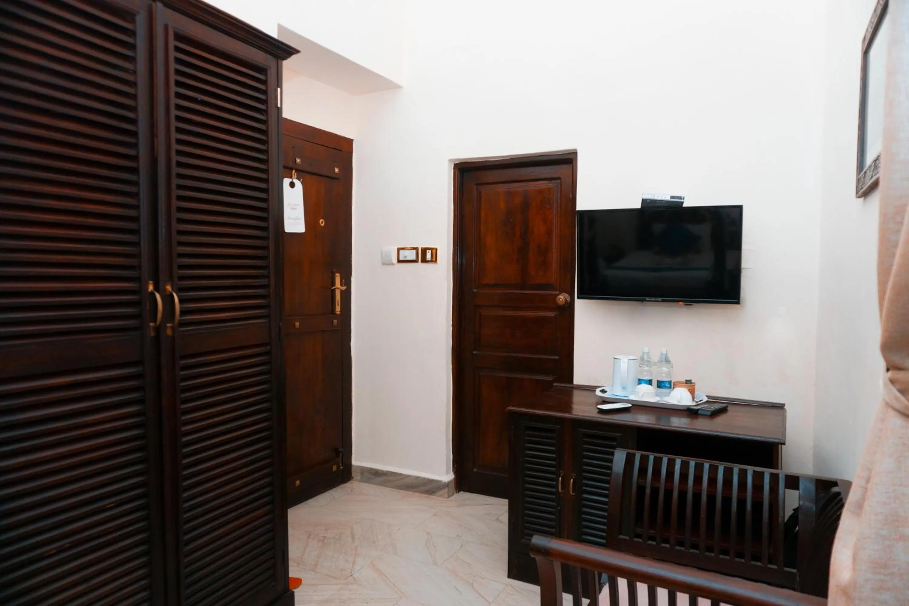 TV and multimedia in Al Johari Hotel & Spa