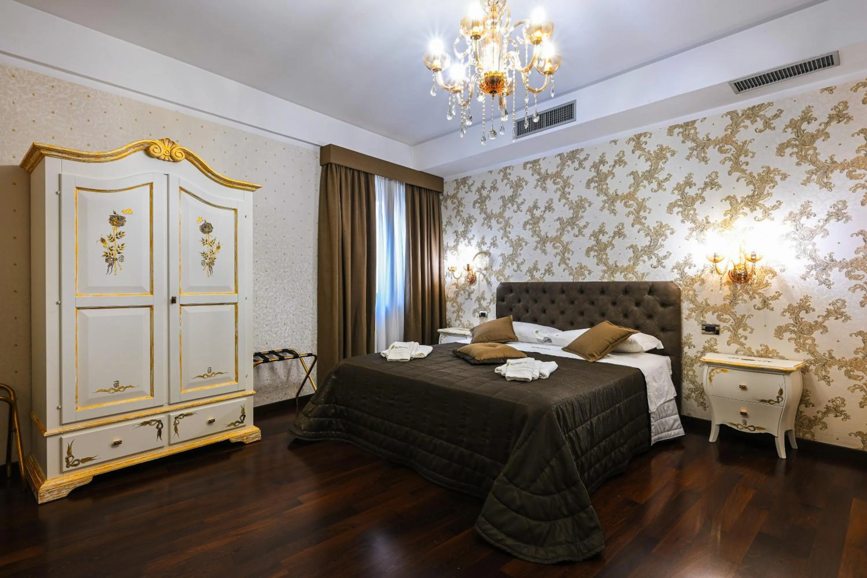 Bed in Hotel Mastrodattia