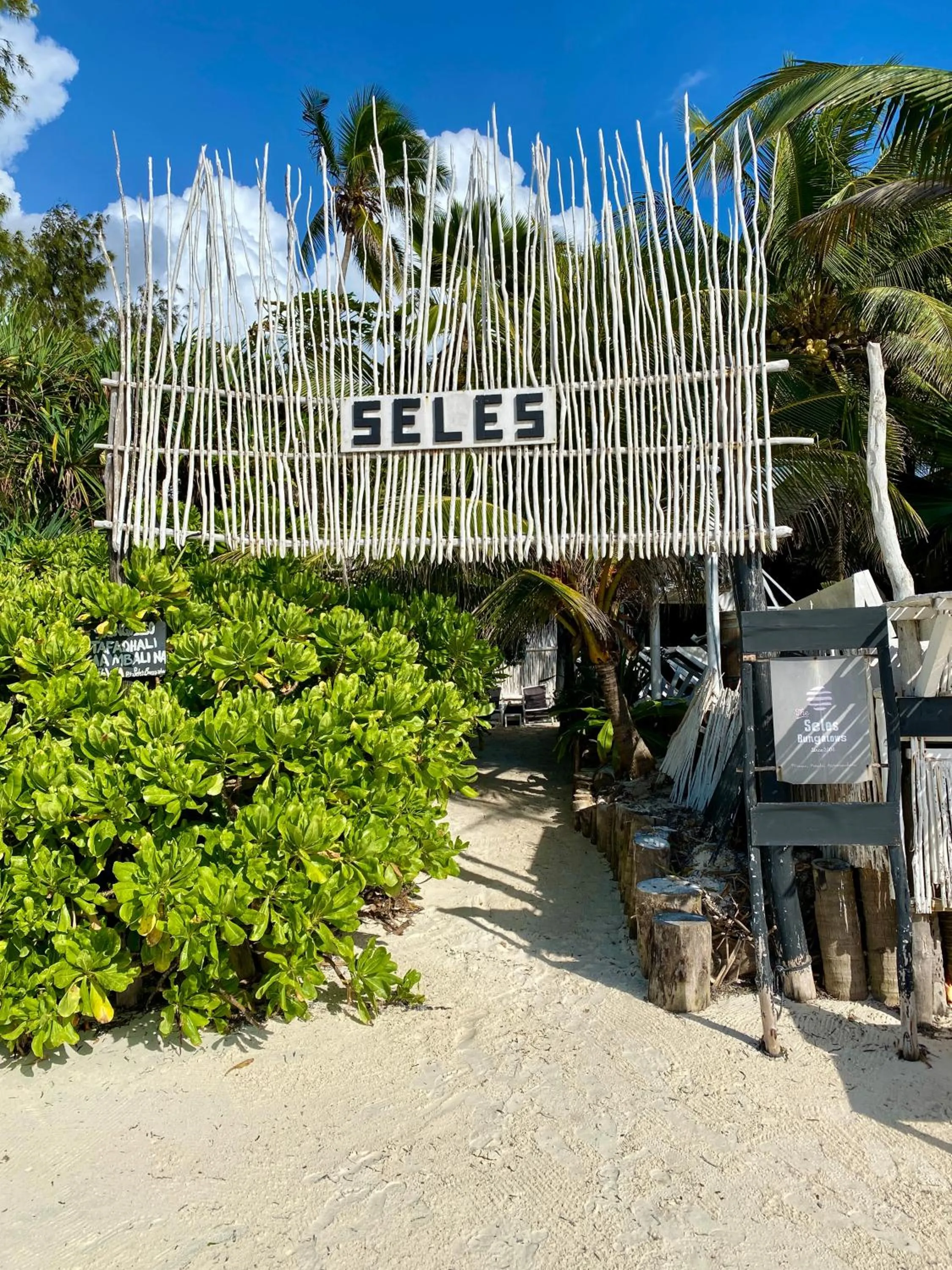 Restaurant/places to eat in The Seles Boutique Hotel