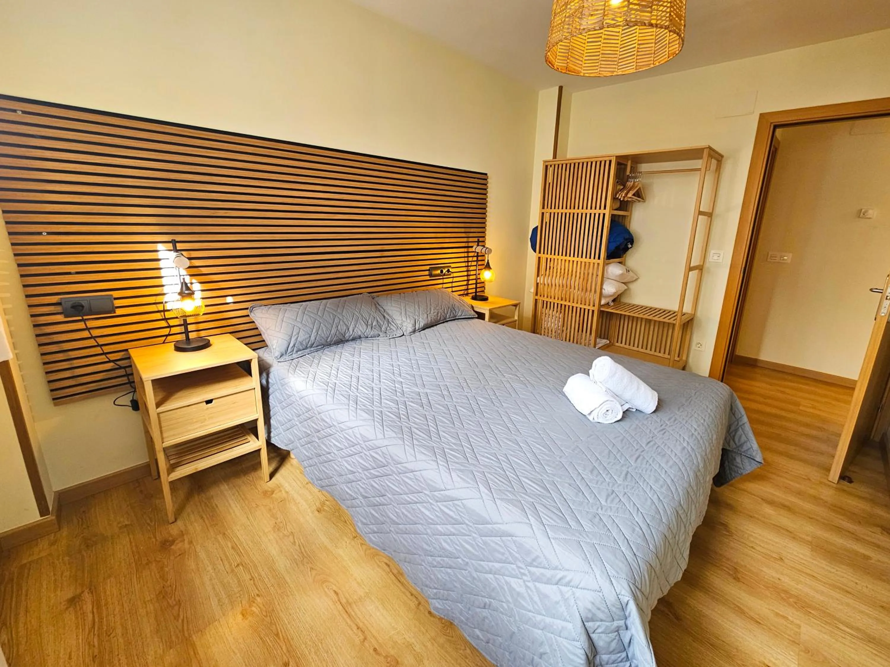 Bed in Apartamentos Escarrilla Suites 3000