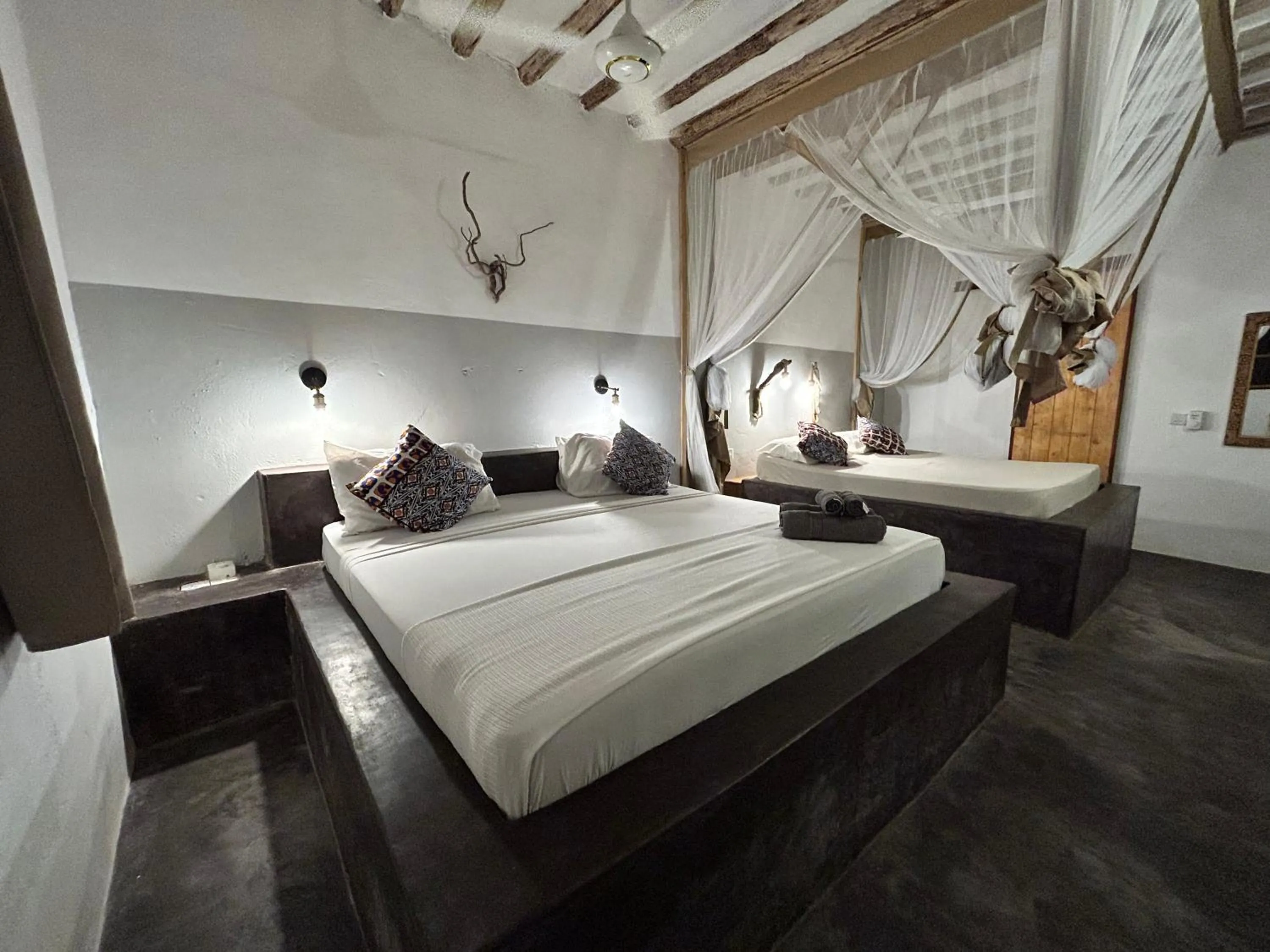 Bedroom, Bed in Bahari Beach Bungalows