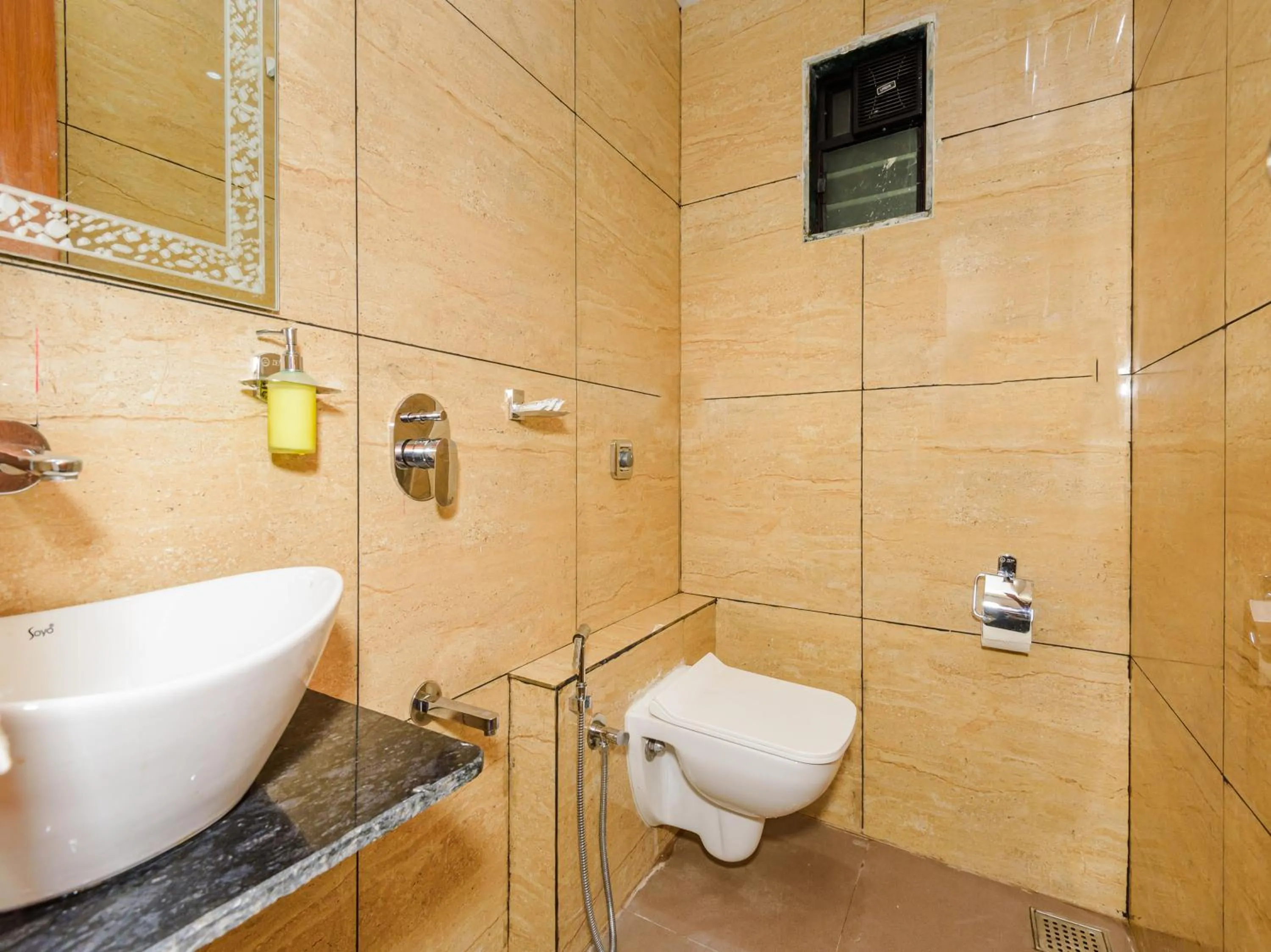Shower in Hotel Zillion Executive - Kurla West Mumbai