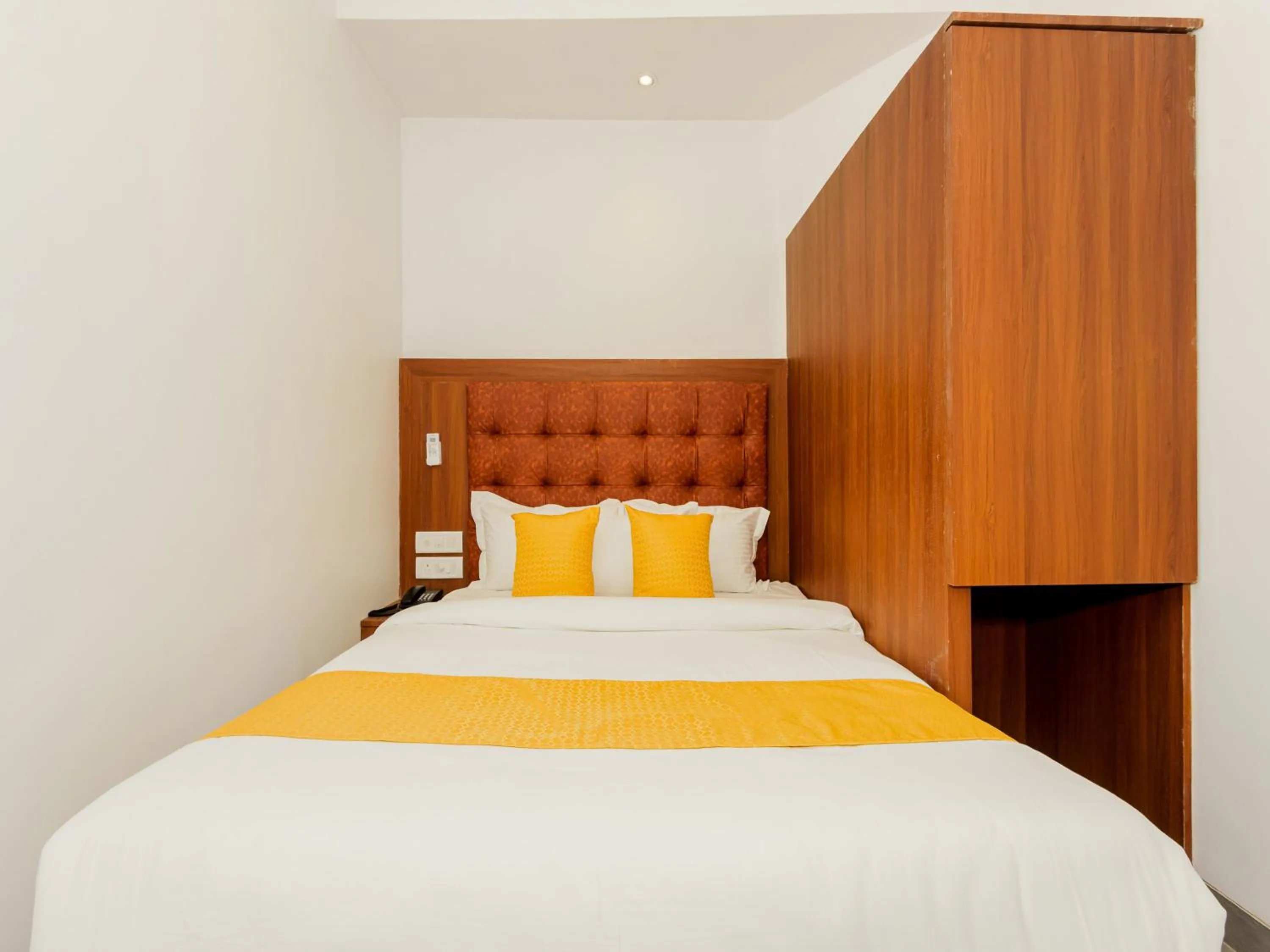 Bed in Hotel Zillion Executive - Kurla West Mumbai