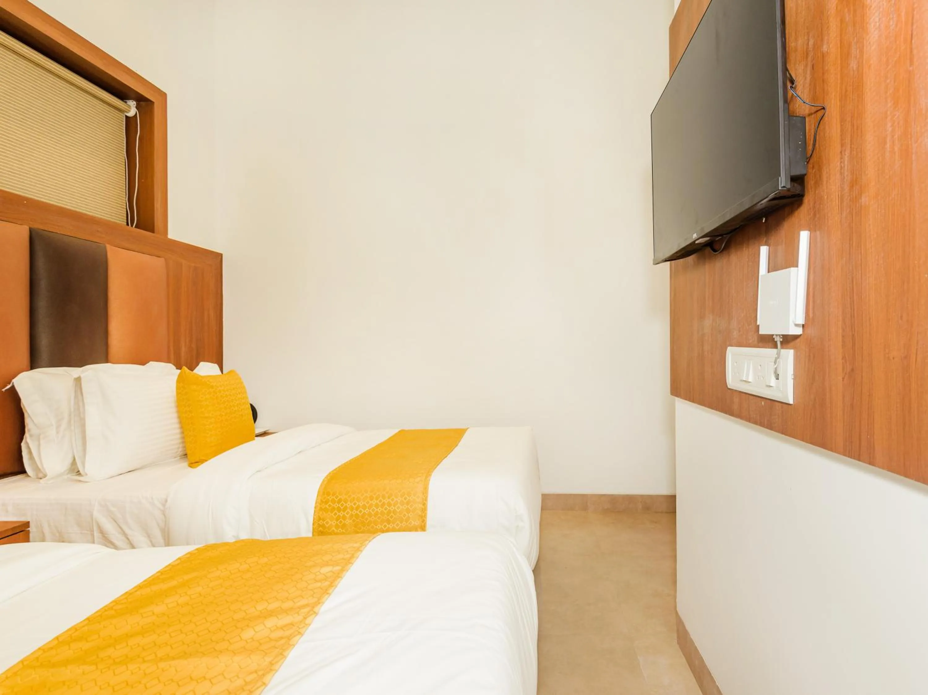 Bed in Hotel Zillion Executive - Kurla West Mumbai