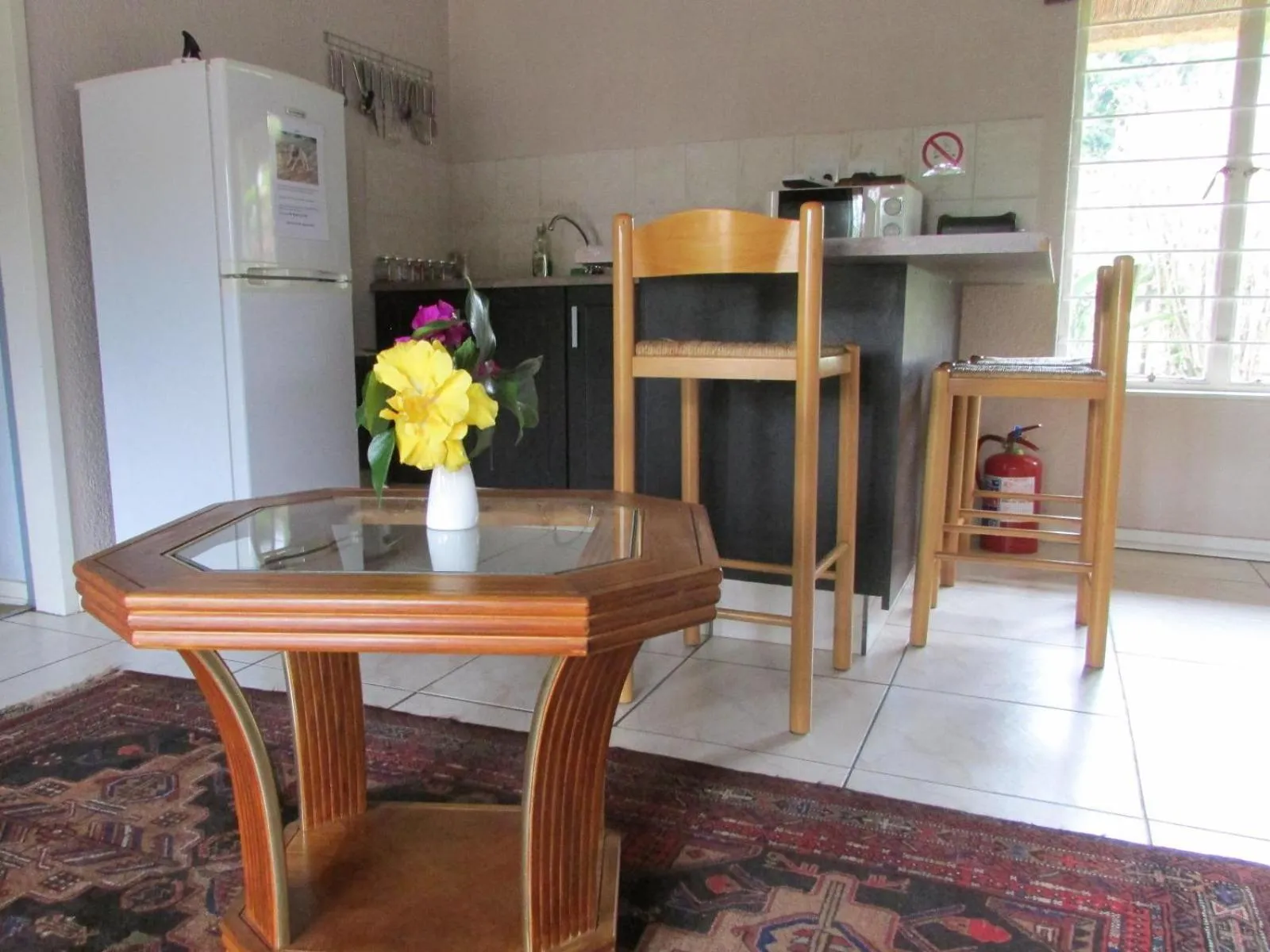 Dining area in Acacia House Executive Suite