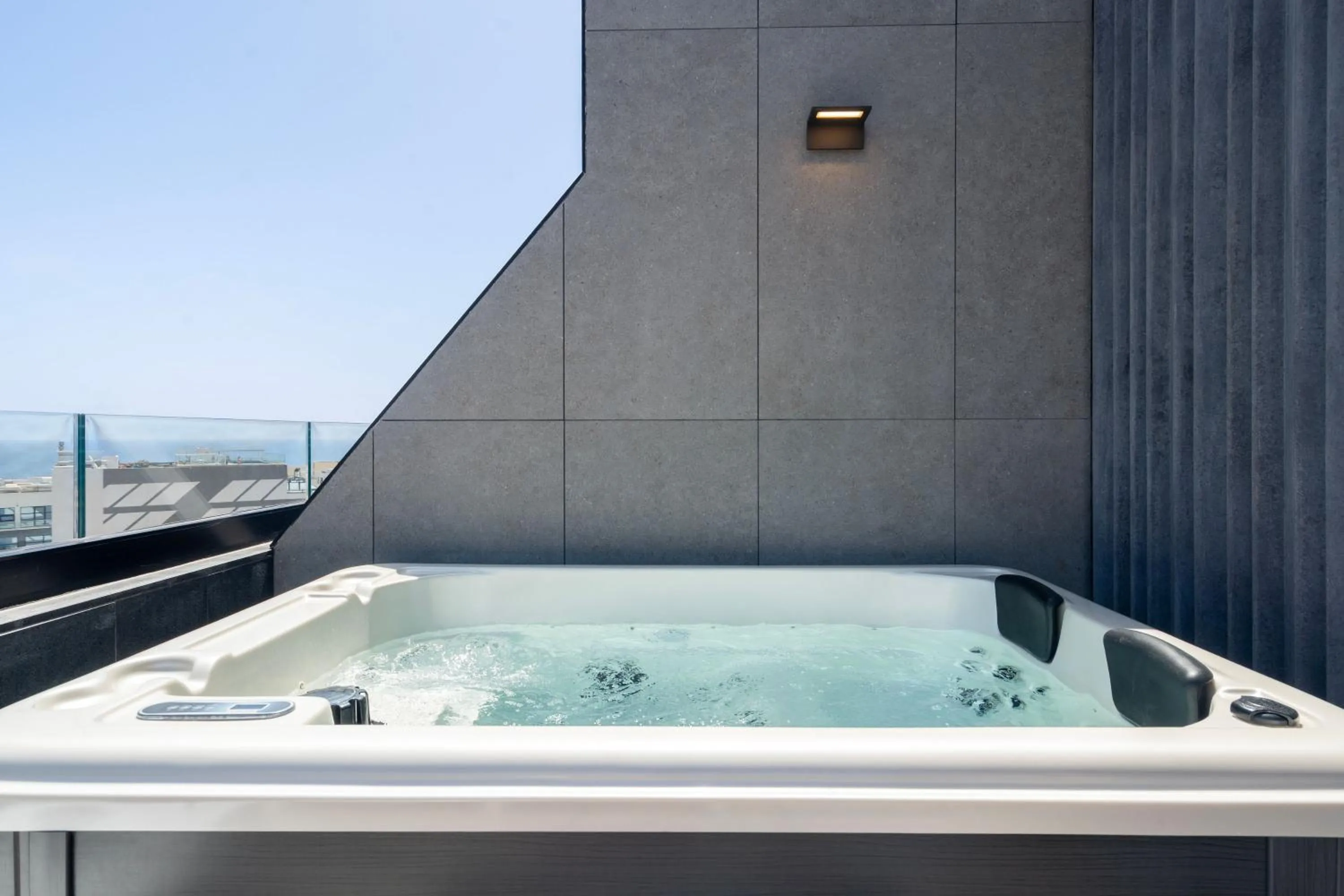 Hot Tub in SO City Hotel Adults Only