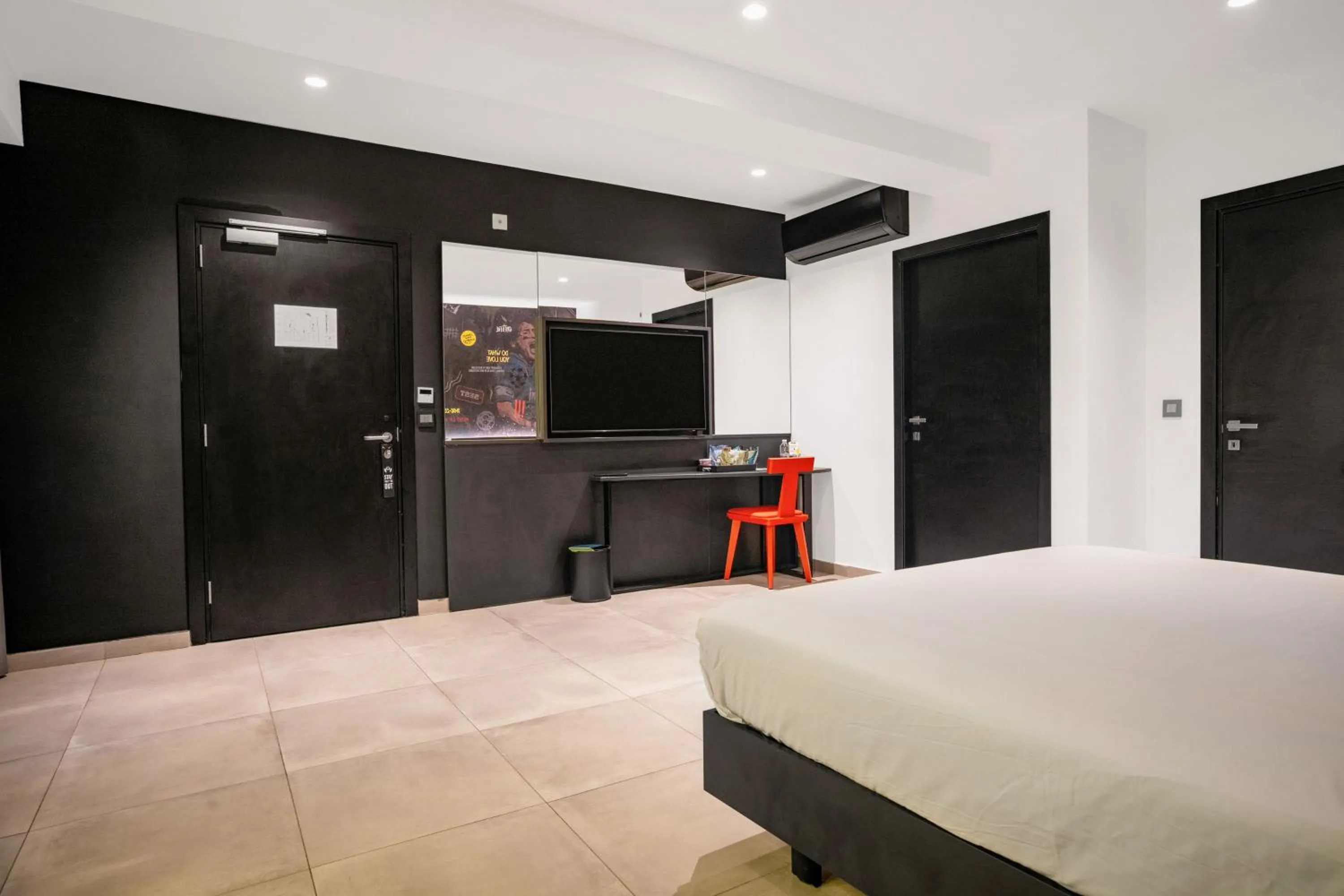 Photo of the whole room, Bed in SO City Hotel Adults Only