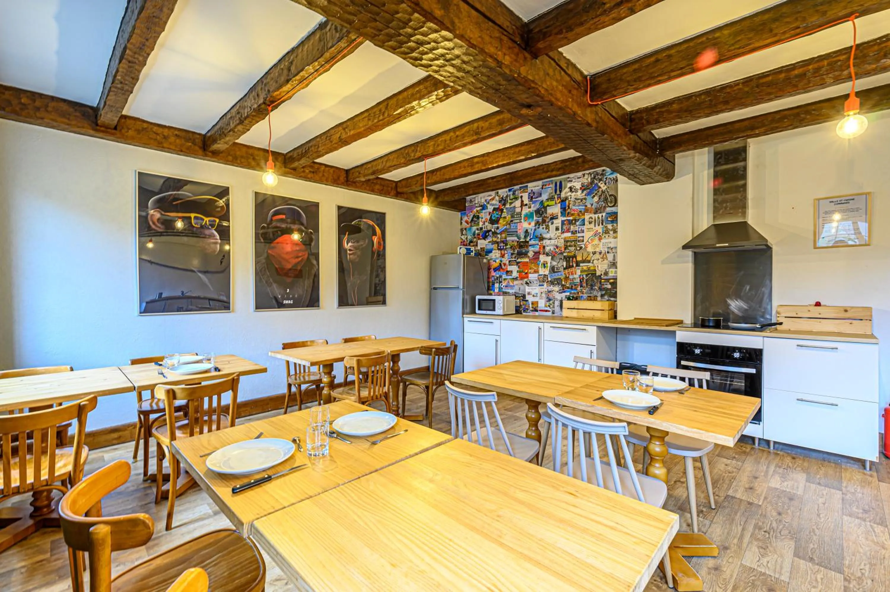 Communal kitchen in Naéco Erdeven