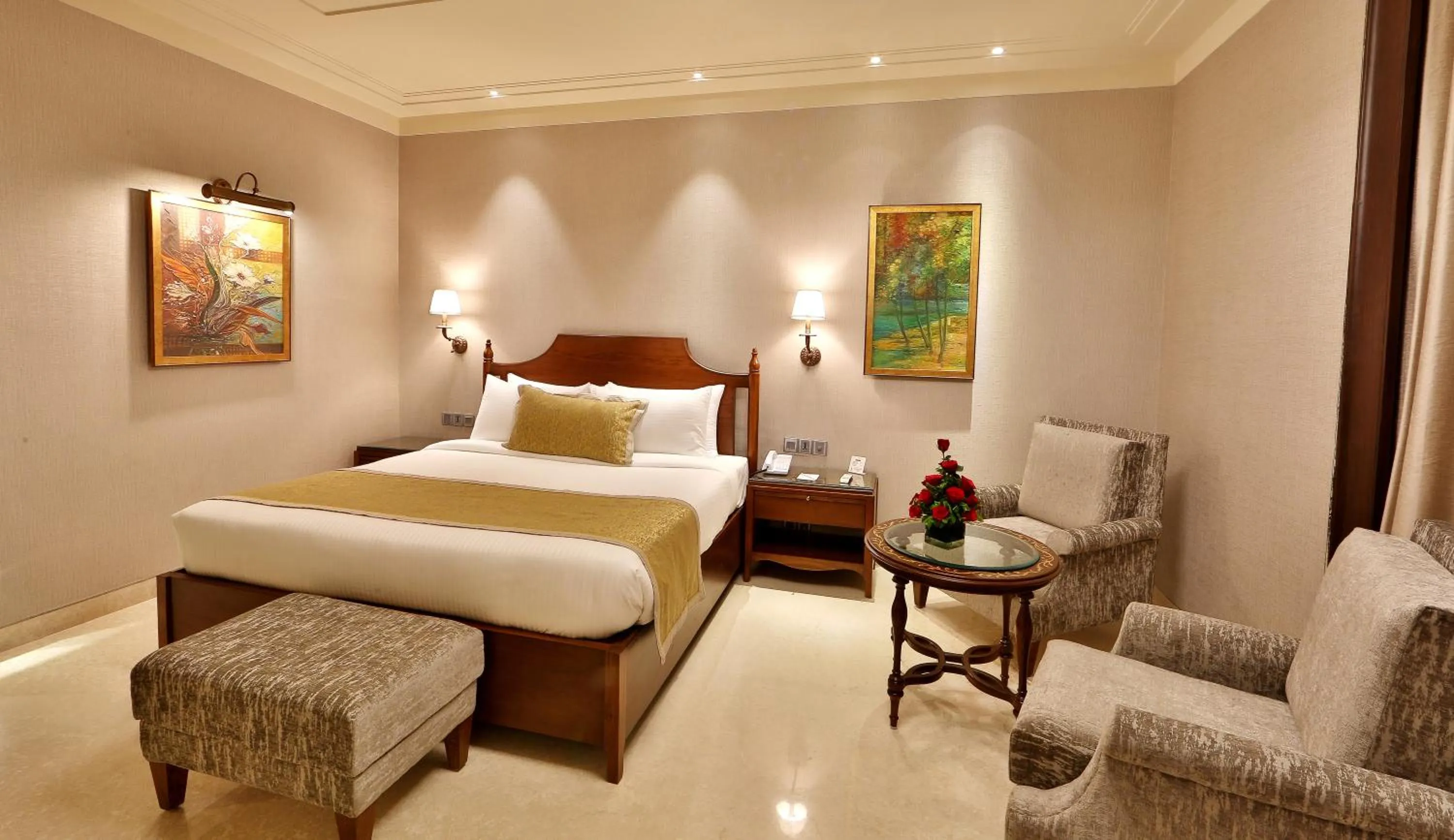 Bedroom in Hotel Maharaja Regency